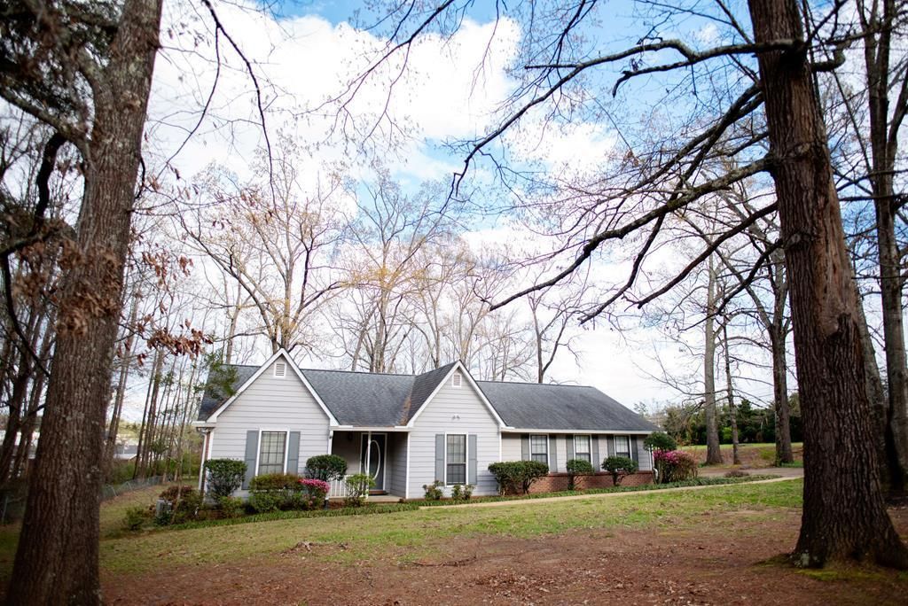 Photo of 100 Hillside Drive, OXFORD, MS 38655 (MLS # 166873)