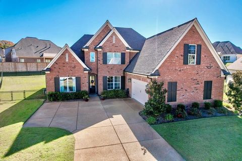 Photo of 634 Centerpointe Cove, OXFORD, MS 38655 (MLS # 161953)