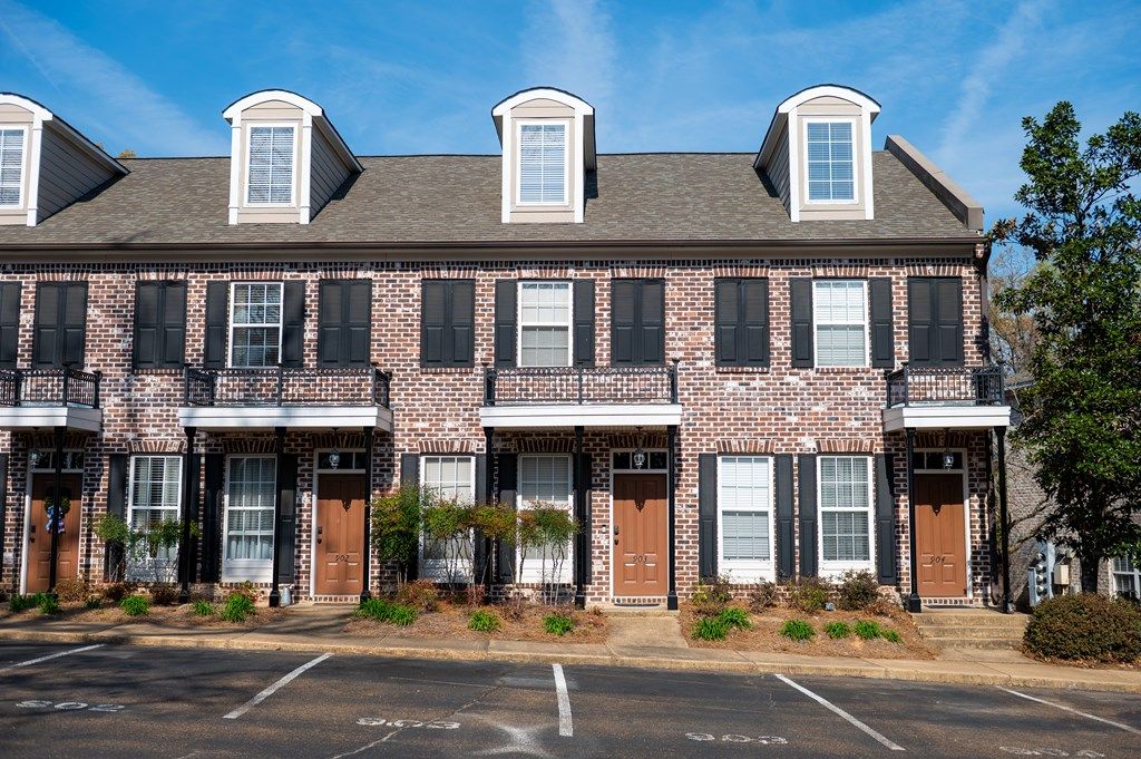 Photo of 903 2206 Anderson Rd, OXFORD, MS 38655 (MLS # 166970)