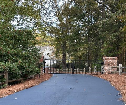 Photo of 1050 Hwy 6 W, OXFORD, MS 38655 (MLS # 160807)