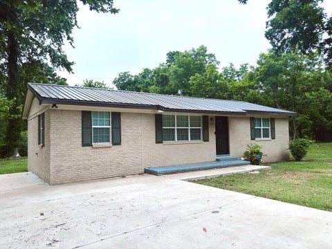 Photo of 125 Vance Street, BATESVILLE, MS 38606 (MLS # 167595)