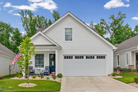 Photo of 714 Turkey Oak Cove, OXFORD, MS 38655 (MLS # 167658)