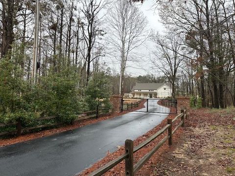 Photo of 1050 Hwy 6 W, OXFORD, MS 38655 (MLS # 166804)