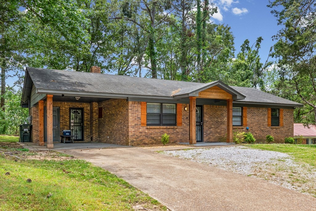Photo of 503 Molly Barr Cove, OXFORD, MS 38655 (MLS # 167504)