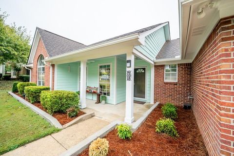 Photo of 205 Forest Ridge Dr, OXFORD, MS 38655 (MLS # 161784)