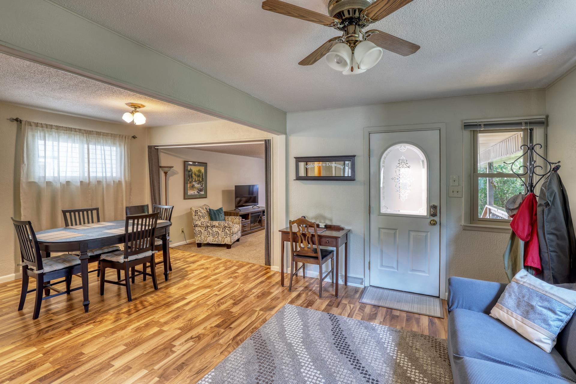 Deadwood, South Dakota 57732, United States, 1 Bedroom Bedrooms, ,1 BathroomBathrooms,Residential,Contingent,201352