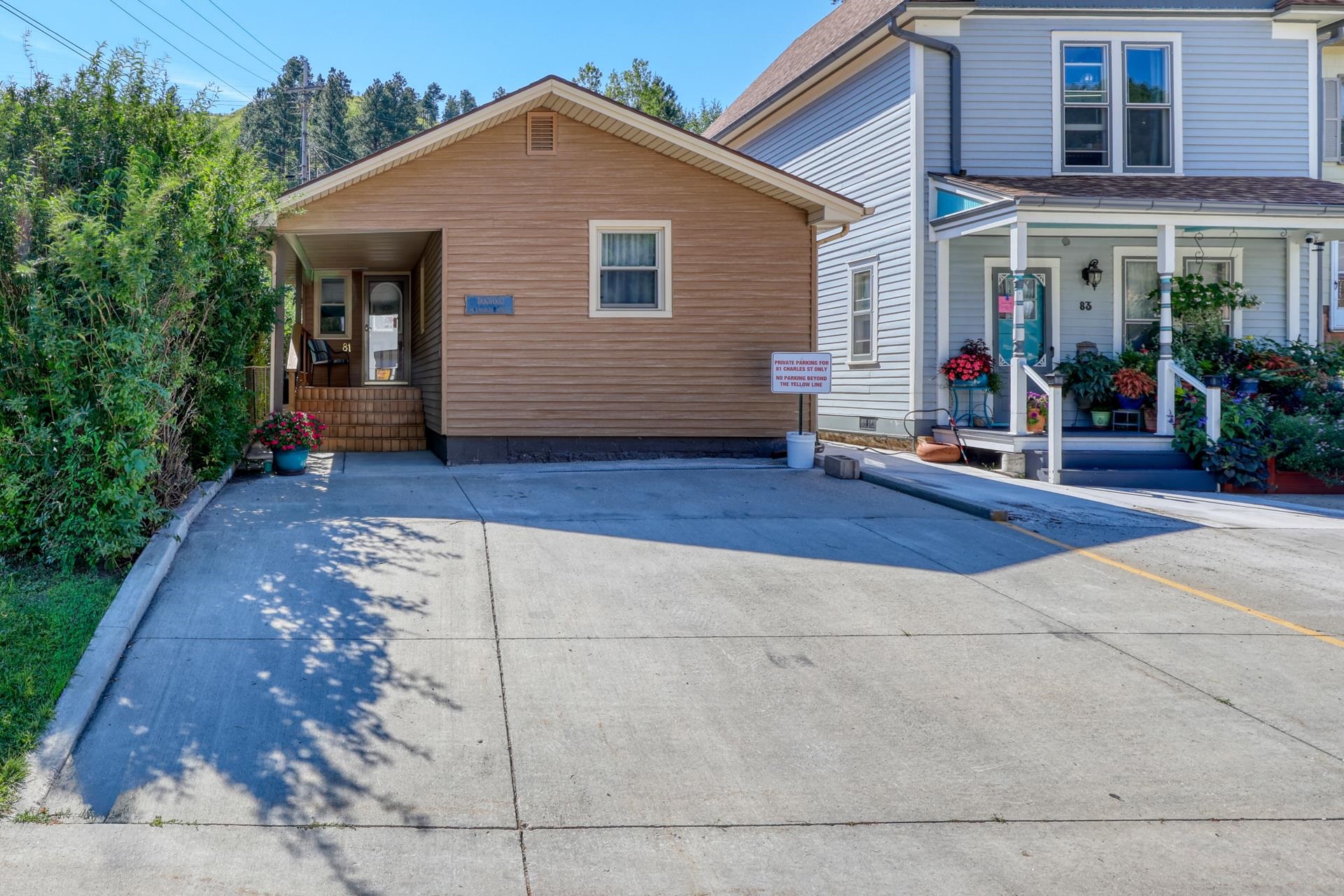 Deadwood, South Dakota 57732, United States, 1 Bedroom Bedrooms, ,1 BathroomBathrooms,Residential,Contingent,201352