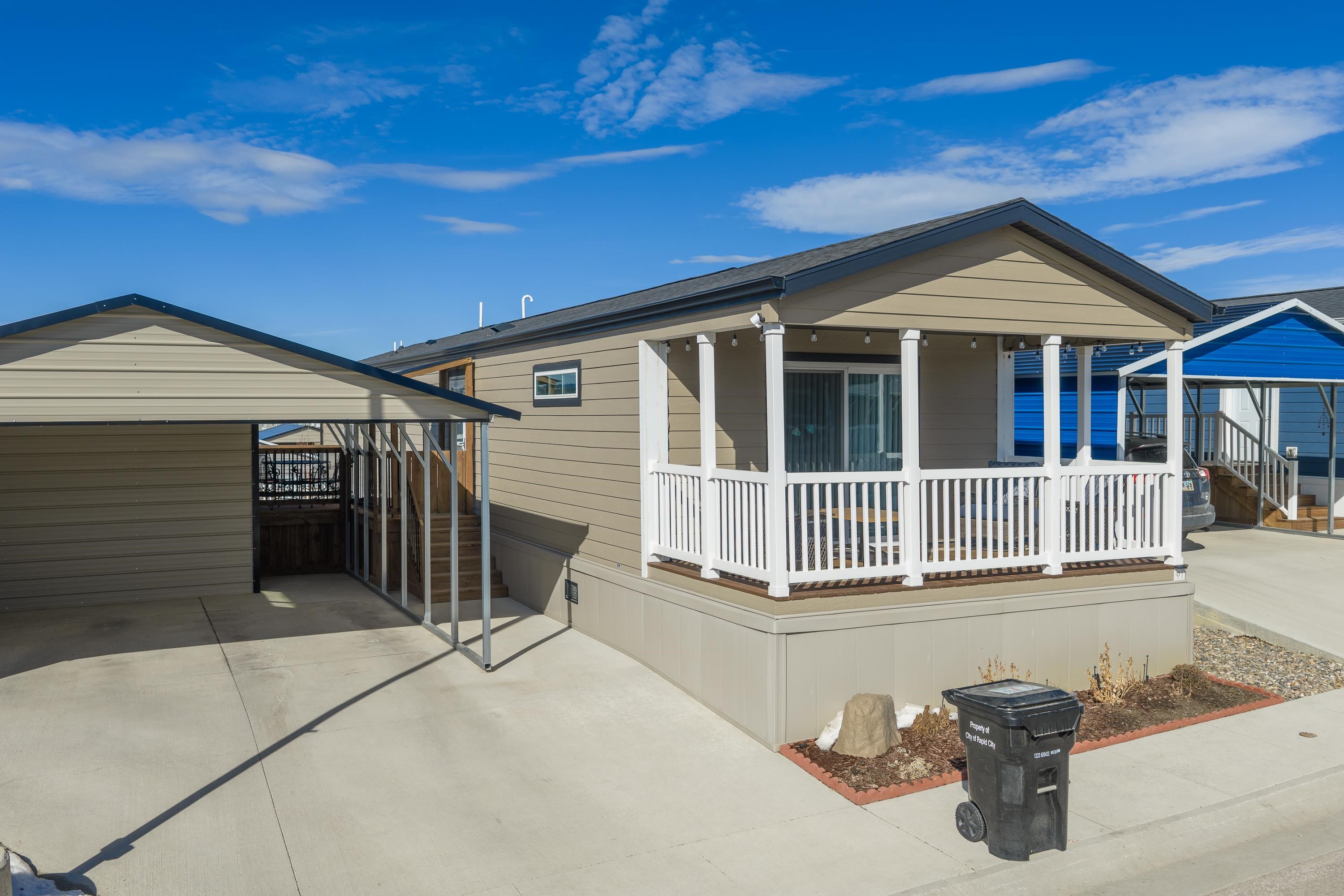 1717.91 E Philadelphia Street