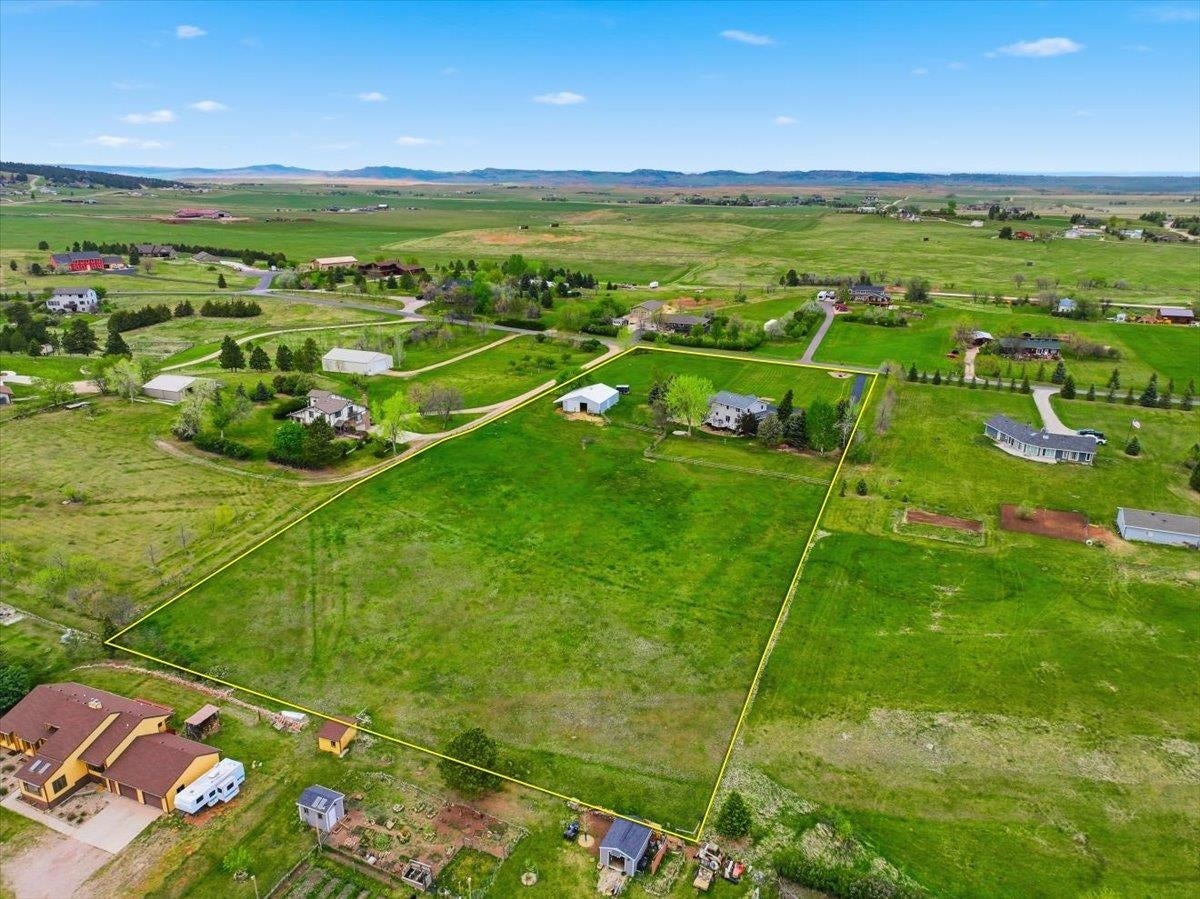 3035 Meadow Ln, Spearfish, SD, 57783, USA, 4 Bedrooms Bedrooms, ,4 BathroomsBathrooms,Residential,Active,3035 Meadow Ln,88713