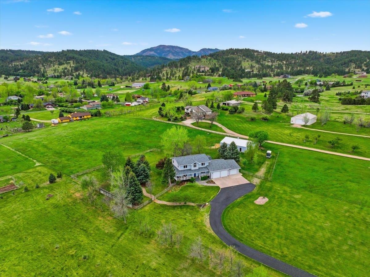 3035 Meadow Ln, Spearfish, SD, 57783, USA, 4 Bedrooms Bedrooms, ,4 BathroomsBathrooms,Residential,Active,3035 Meadow Ln,88713