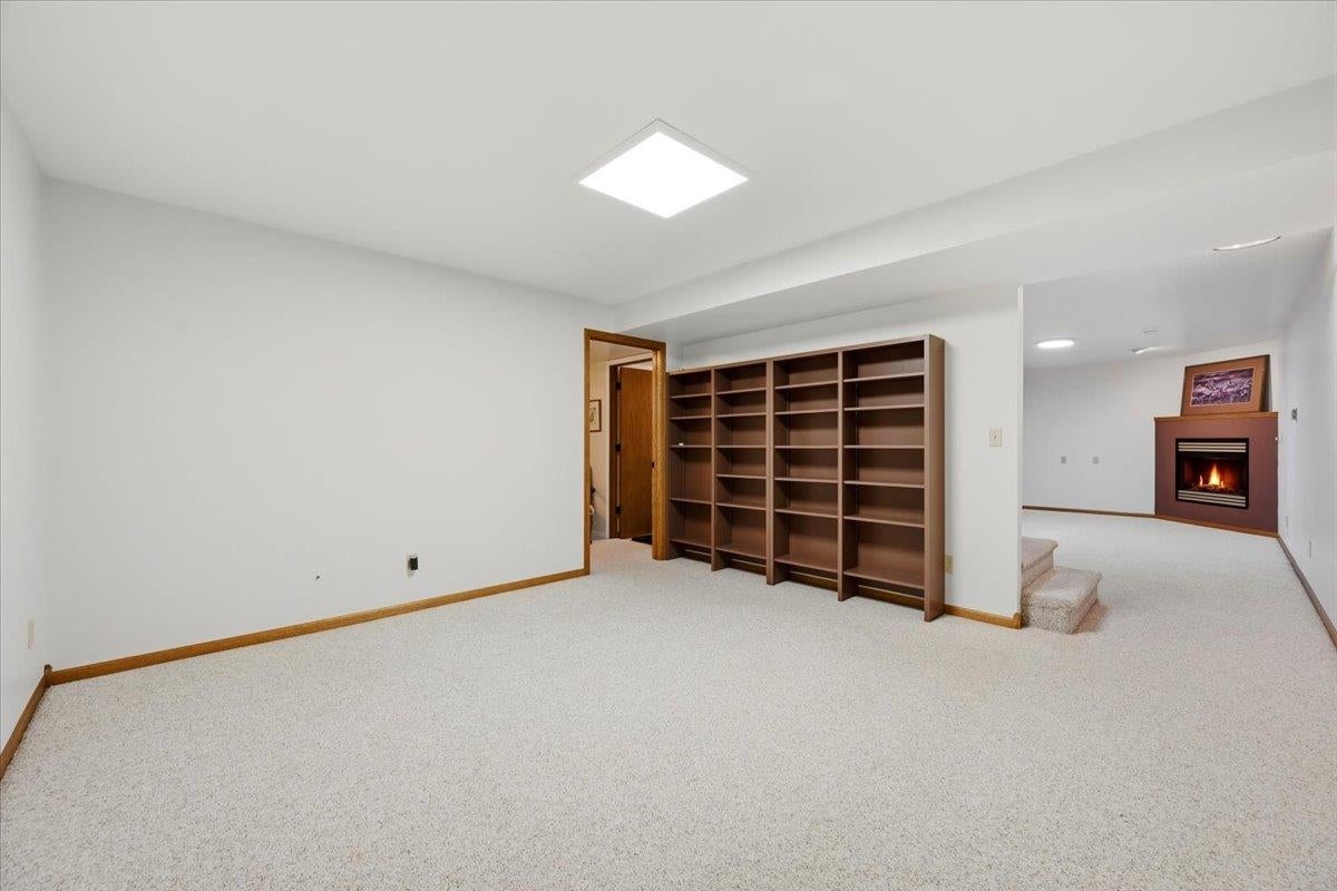 3035 Meadow Ln, Spearfish, SD, 57783, USA, 4 Bedrooms Bedrooms, ,4 BathroomsBathrooms,Residential,Active,3035 Meadow Ln,88713