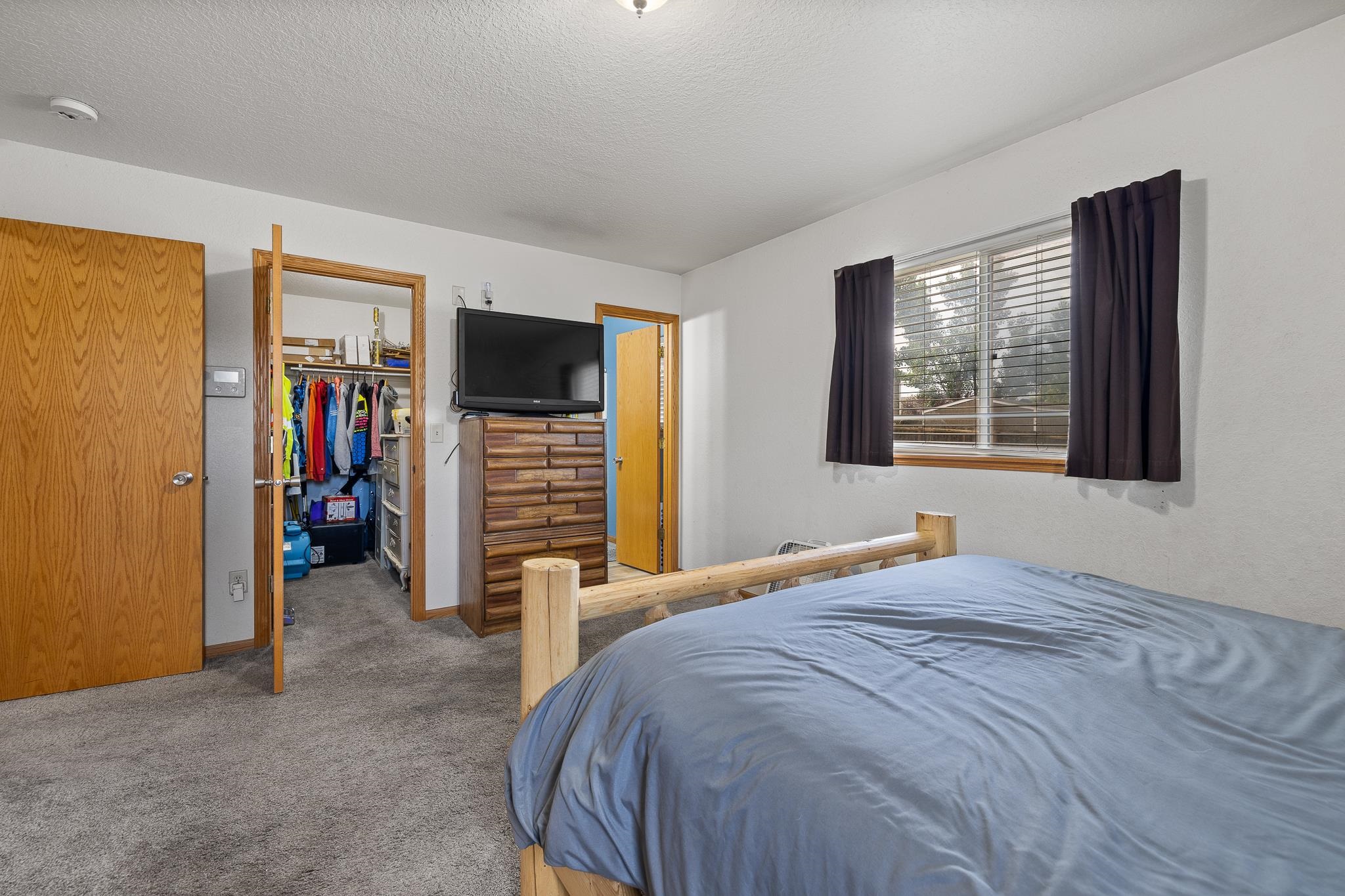 Black Hawk, South Dakota 57718, United States, 4 Bedrooms Bedrooms, ,3 BathroomsBathrooms,Residential,Active,166410