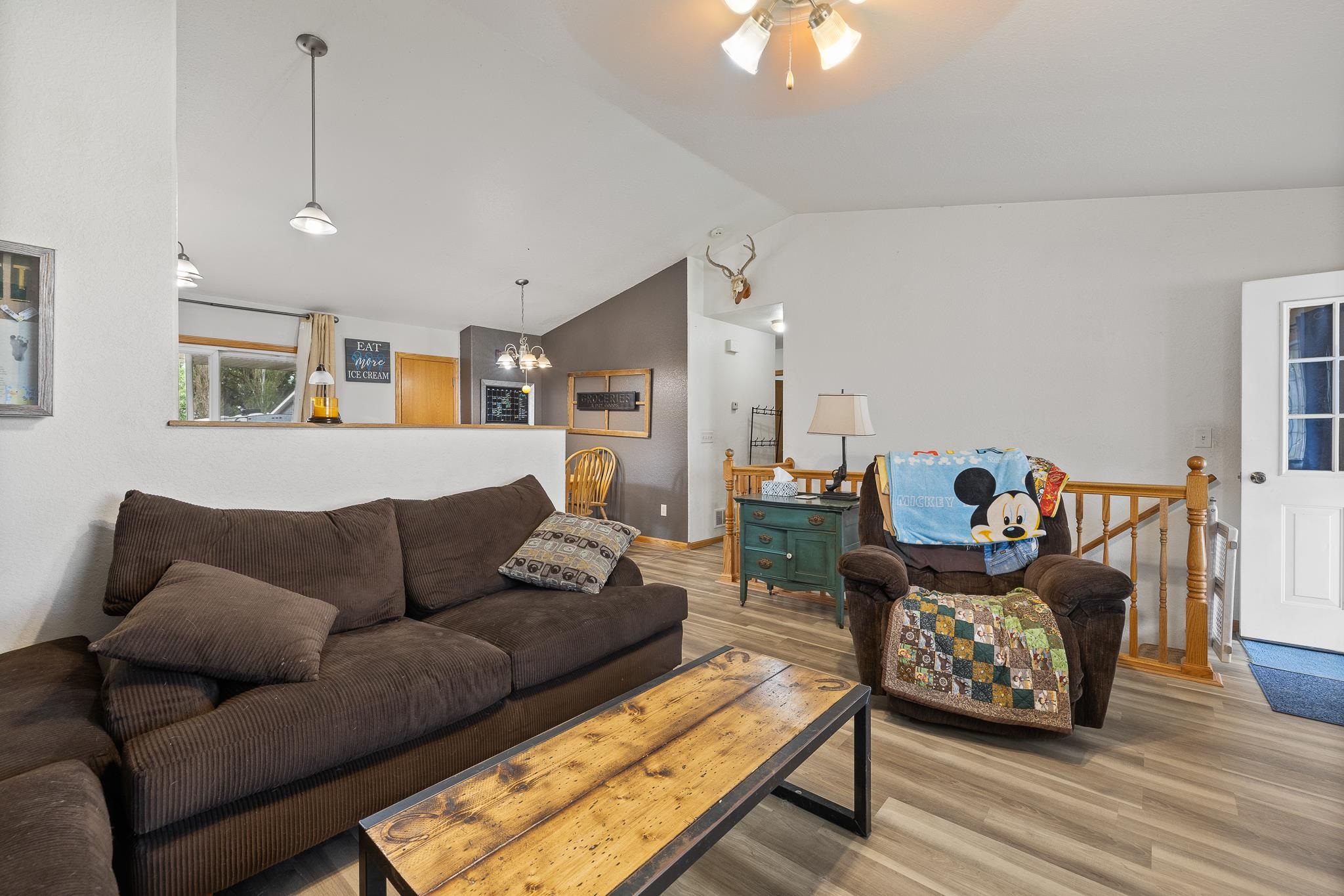 Black Hawk, South Dakota 57718, United States, 4 Bedrooms Bedrooms, ,3 BathroomsBathrooms,Residential,Active,166410