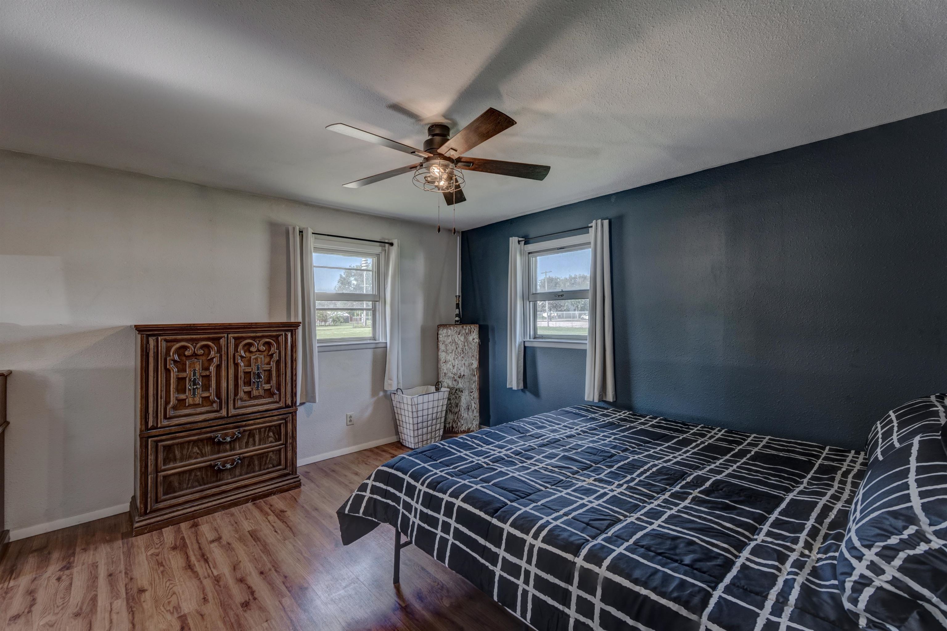 Newell, South Dakota 57760, United States, 4 Bedrooms Bedrooms, ,2 BathroomsBathrooms,Residential,Active,158142