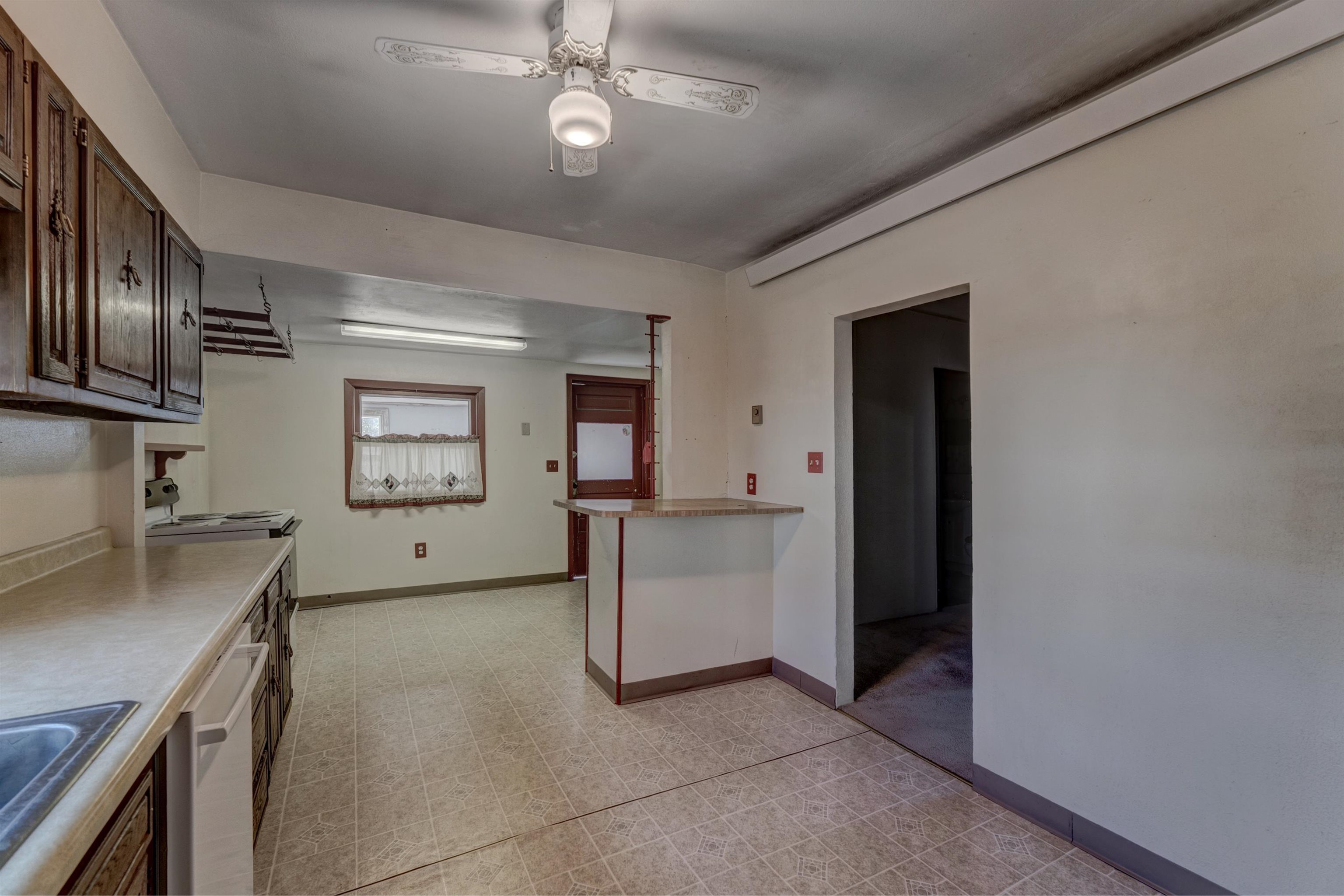 New Underwood, South Dakota 57761, United States, 3 Bedrooms Bedrooms, ,1 BathroomBathrooms,Residential,Active,173921