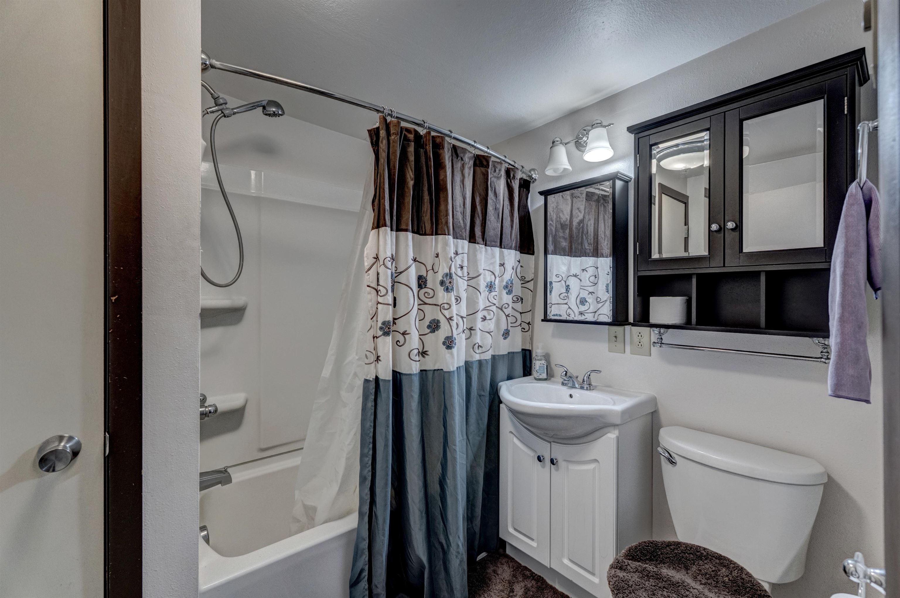 New Underwood, South Dakota 57761, United States, 3 Bedrooms Bedrooms, ,1 BathroomBathrooms,Residential,Active,173921