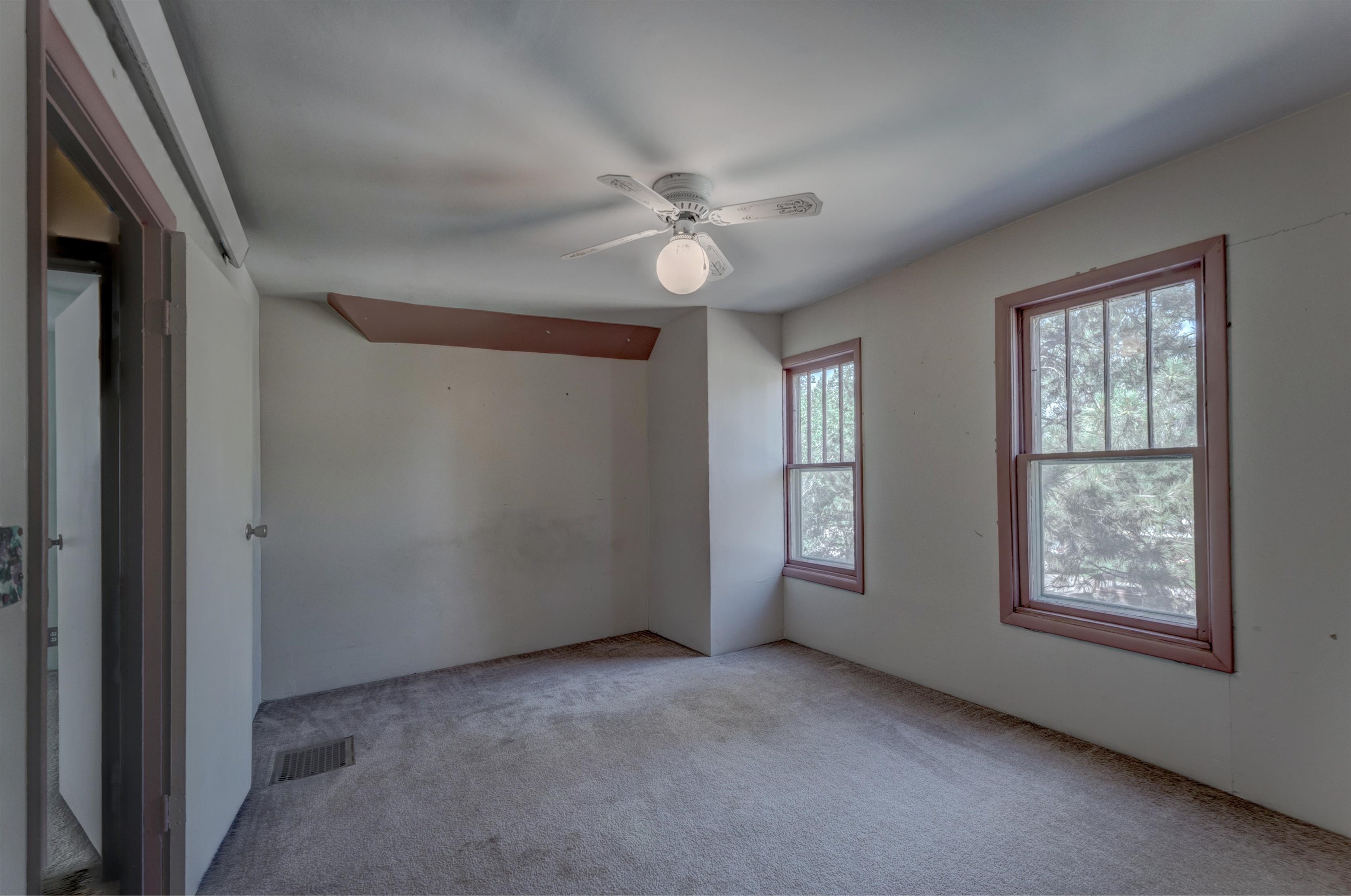 New Underwood, South Dakota 57761, United States, 3 Bedrooms Bedrooms, ,1 BathroomBathrooms,Residential,Active,173921