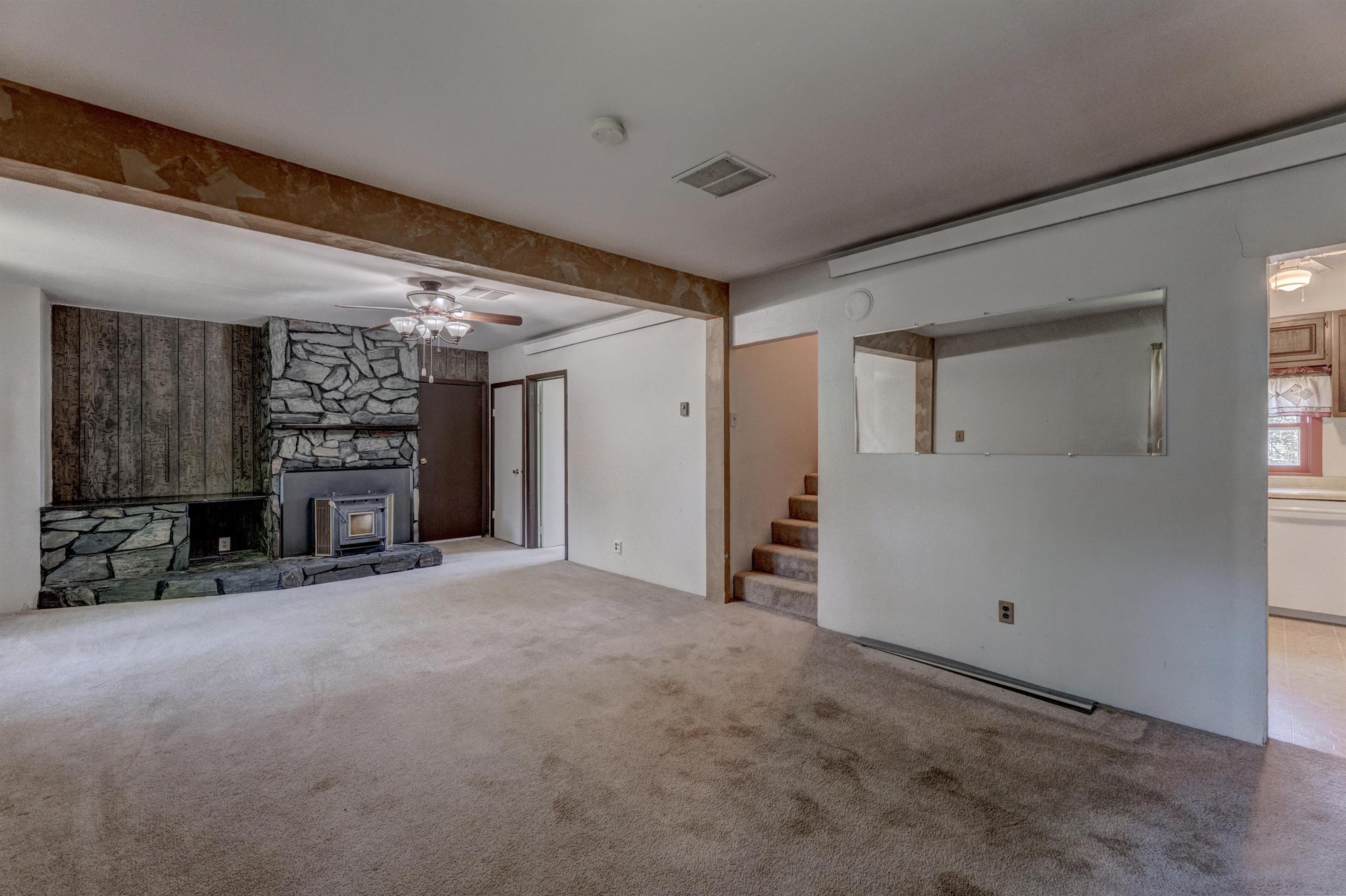 New Underwood, South Dakota 57761, United States, 3 Bedrooms Bedrooms, ,1 BathroomBathrooms,Residential,Active,173921