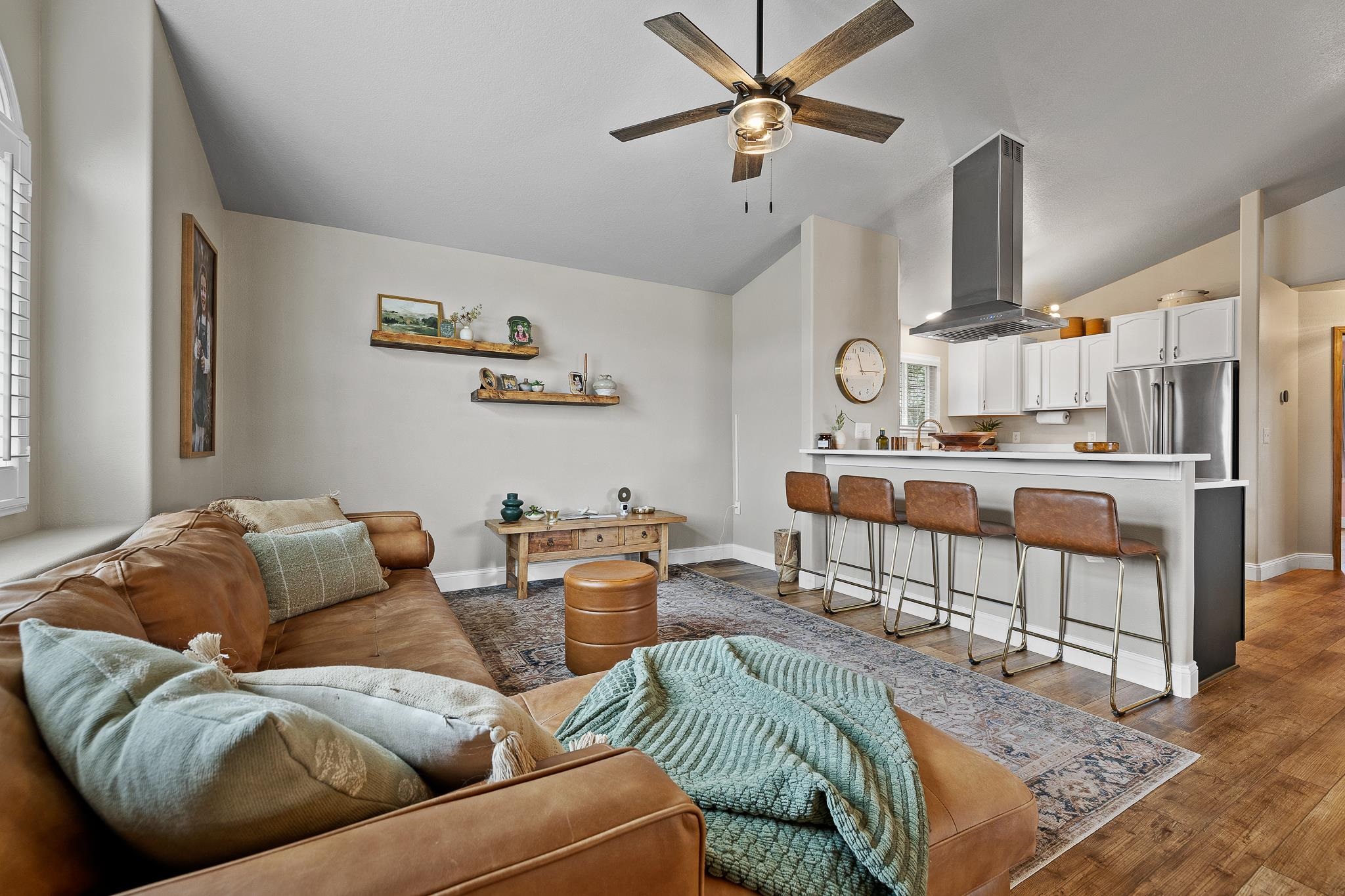 Summerset, South Dakota 57718, United States, 4 Bedrooms Bedrooms, ,2 BathroomsBathrooms,Residential,Active,134653