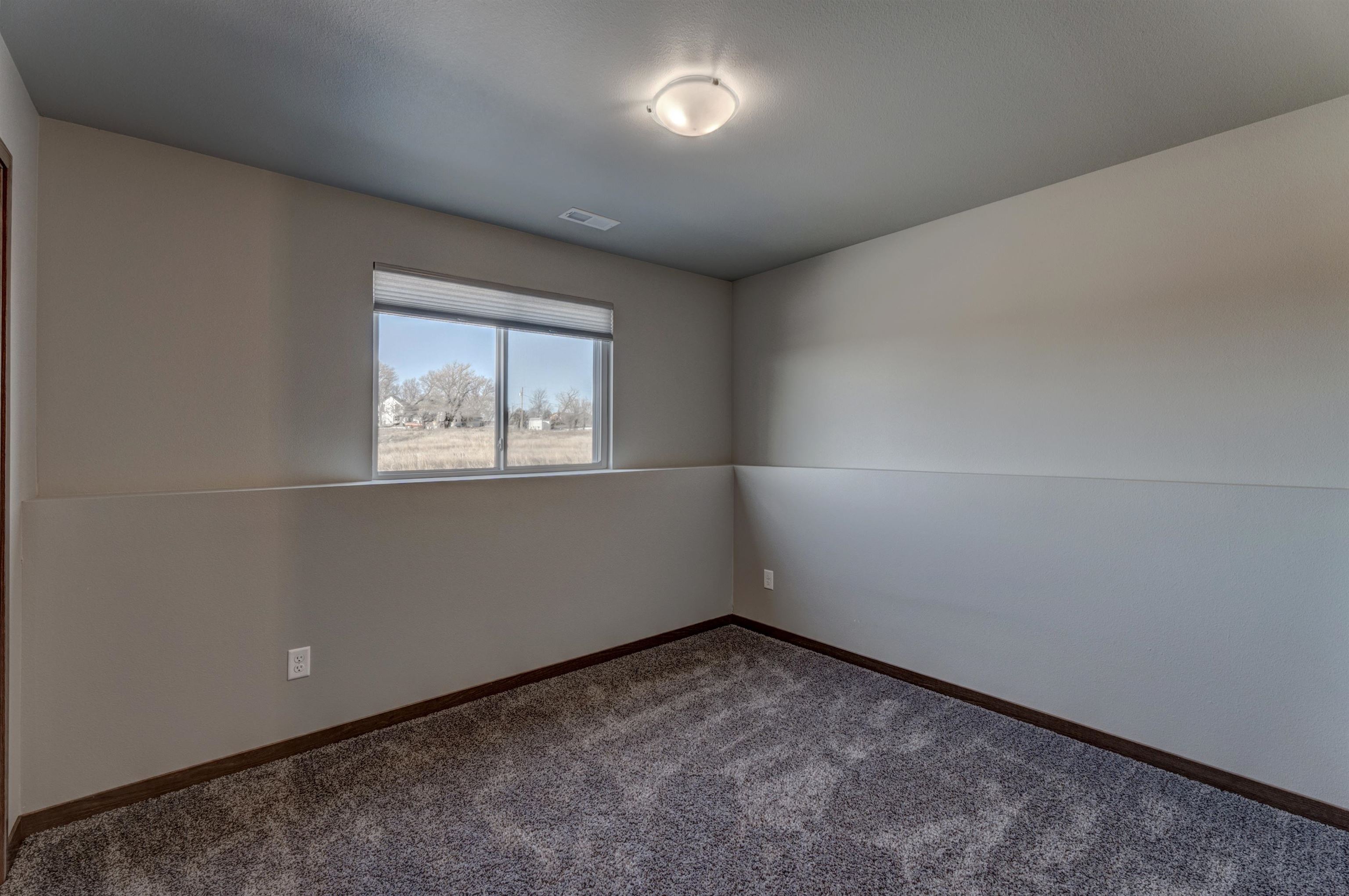 Rapid City, South Dakota 57703, United States, 4 Bedrooms Bedrooms, ,3 BathroomsBathrooms,Residential,Active,8289