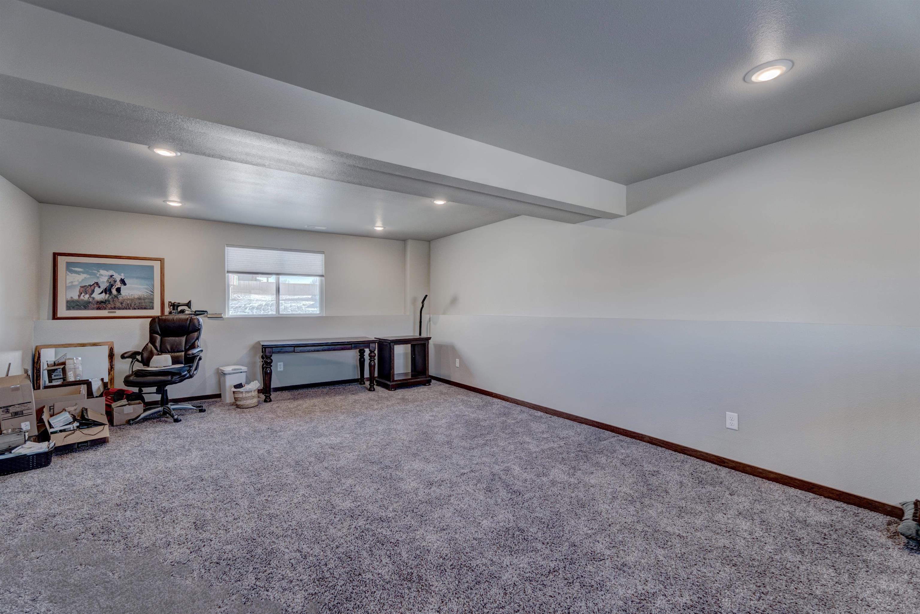 Rapid City, South Dakota 57703, United States, 4 Bedrooms Bedrooms, ,3 BathroomsBathrooms,Residential,Active,8289