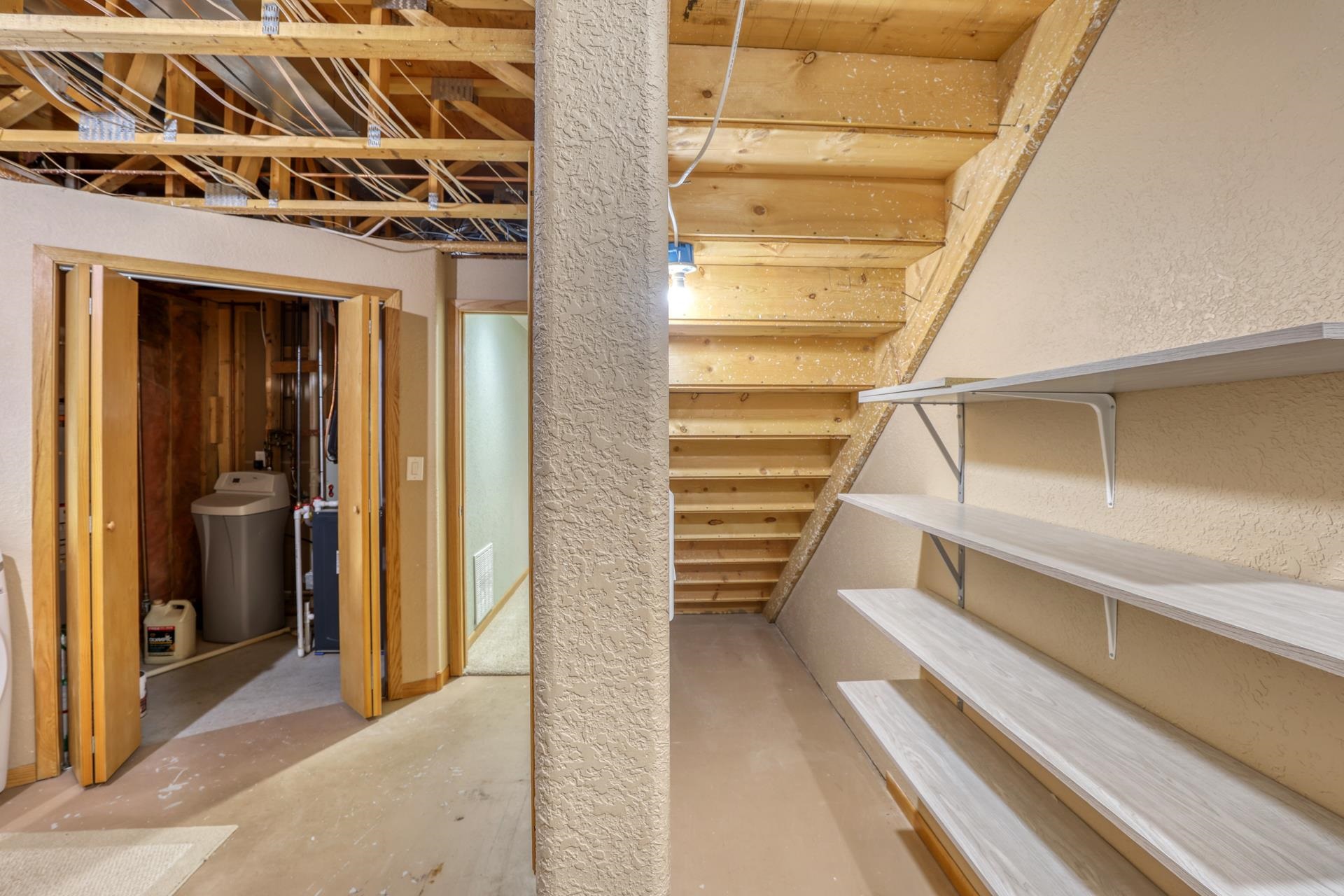 Sturgis, South Dakota 57785, United States, 4 Bedrooms Bedrooms, ,3 BathroomsBathrooms,Residential,Contingent,193991