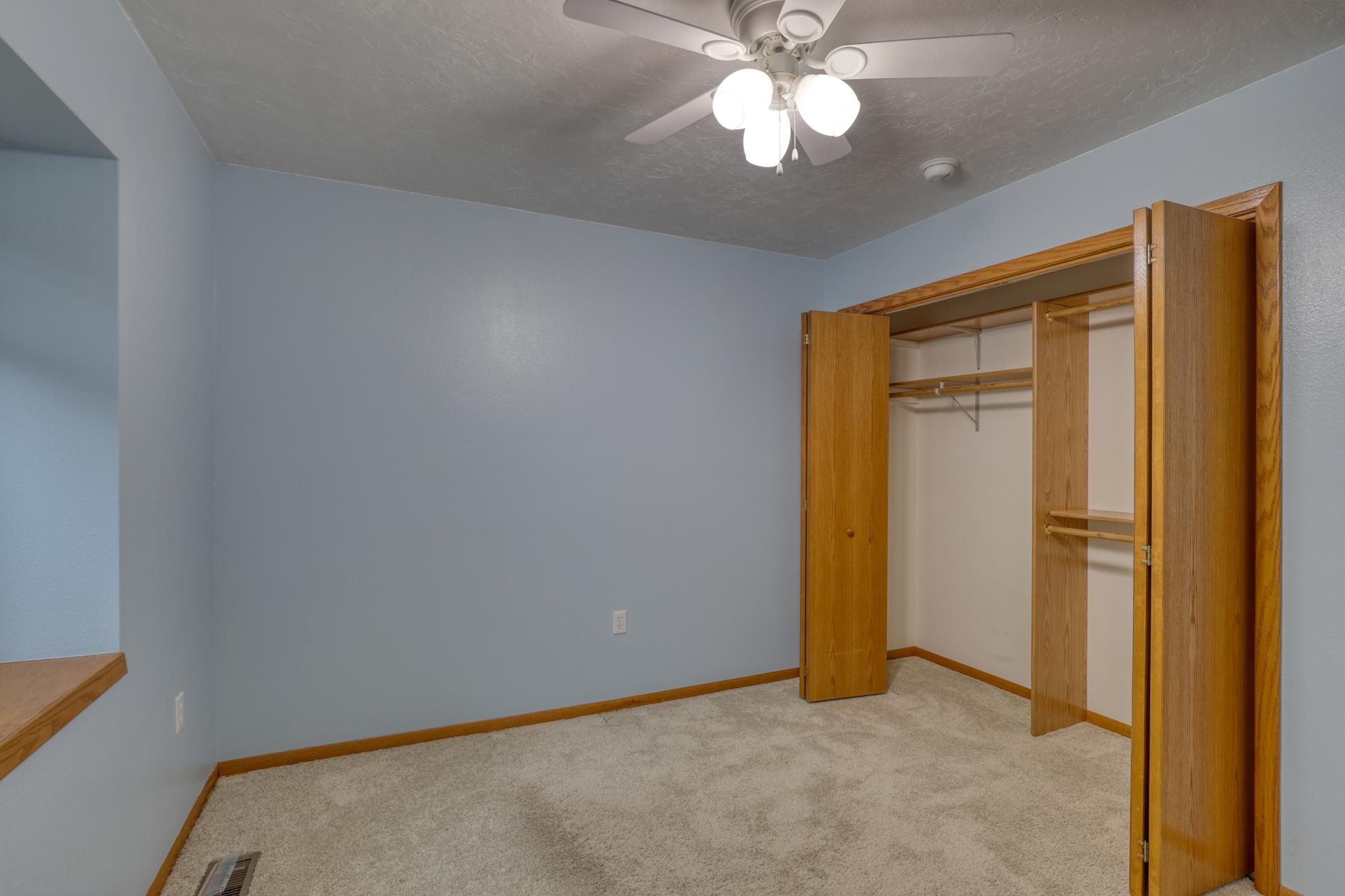 Sturgis, South Dakota 57785, United States, 4 Bedrooms Bedrooms, ,3 BathroomsBathrooms,Residential,Contingent,193991