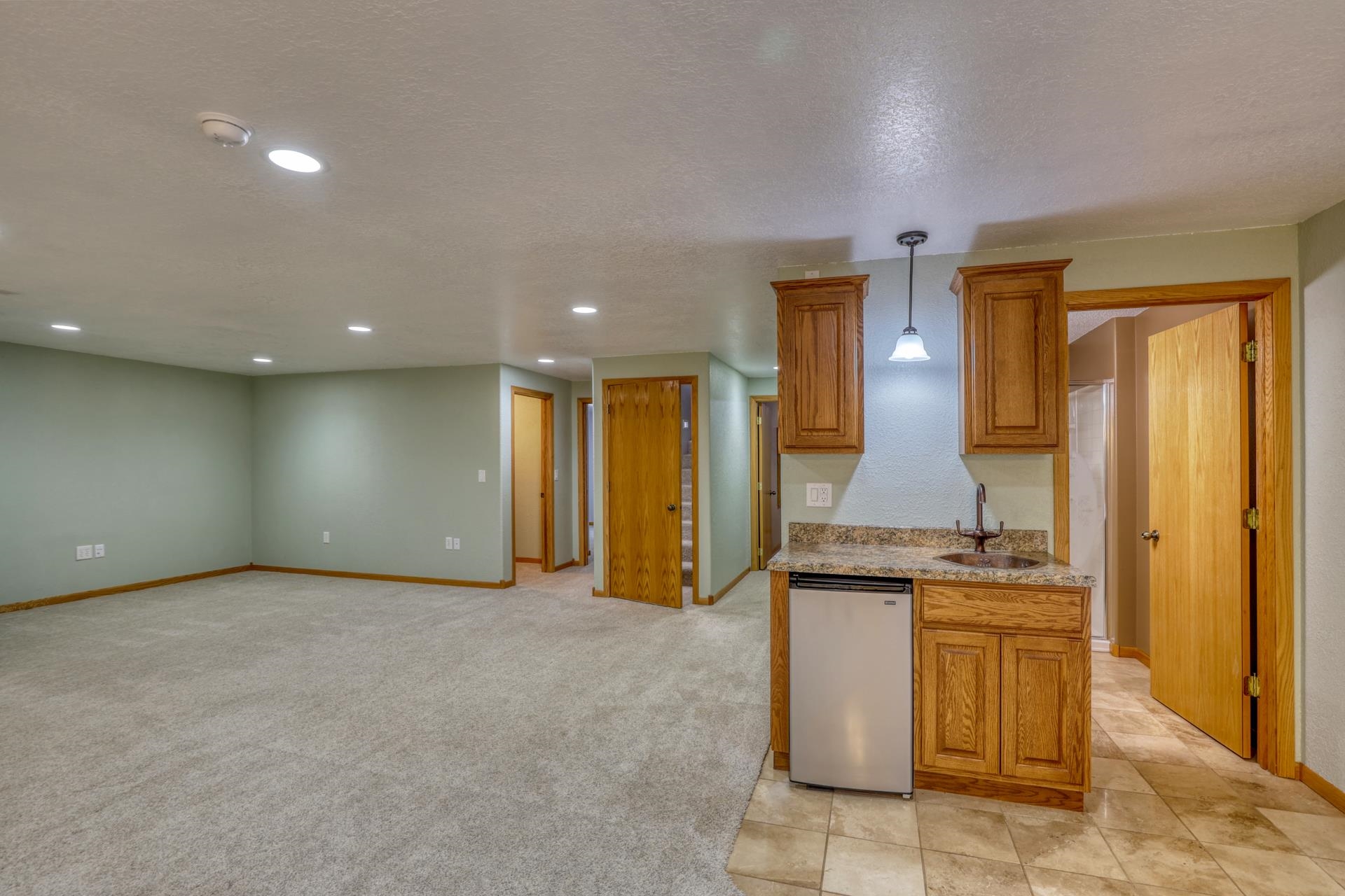 Sturgis, South Dakota 57785, United States, 4 Bedrooms Bedrooms, ,3 BathroomsBathrooms,Residential,Contingent,193991