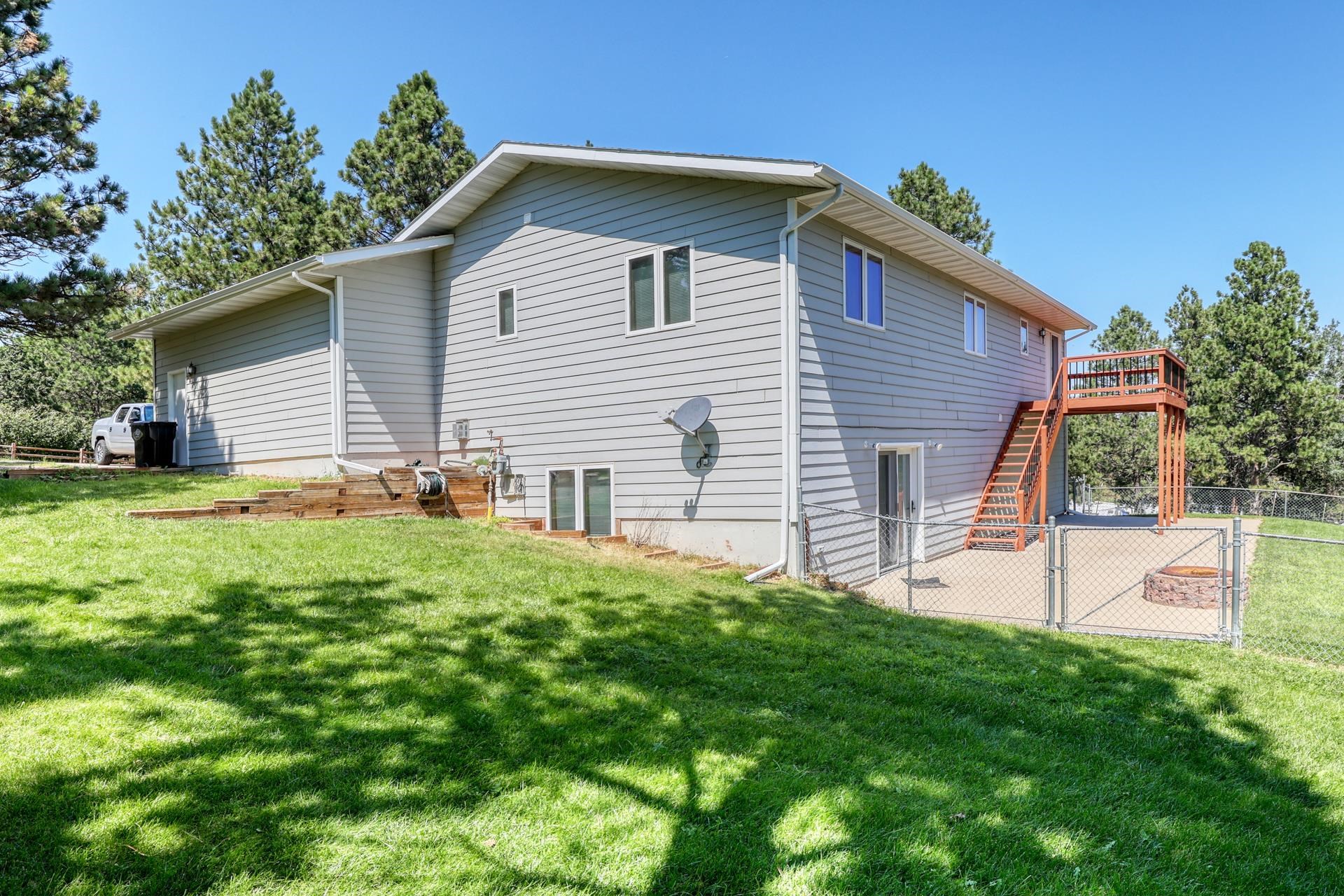 Sturgis, South Dakota 57785, United States, 4 Bedrooms Bedrooms, ,3 BathroomsBathrooms,Residential,Contingent,193991