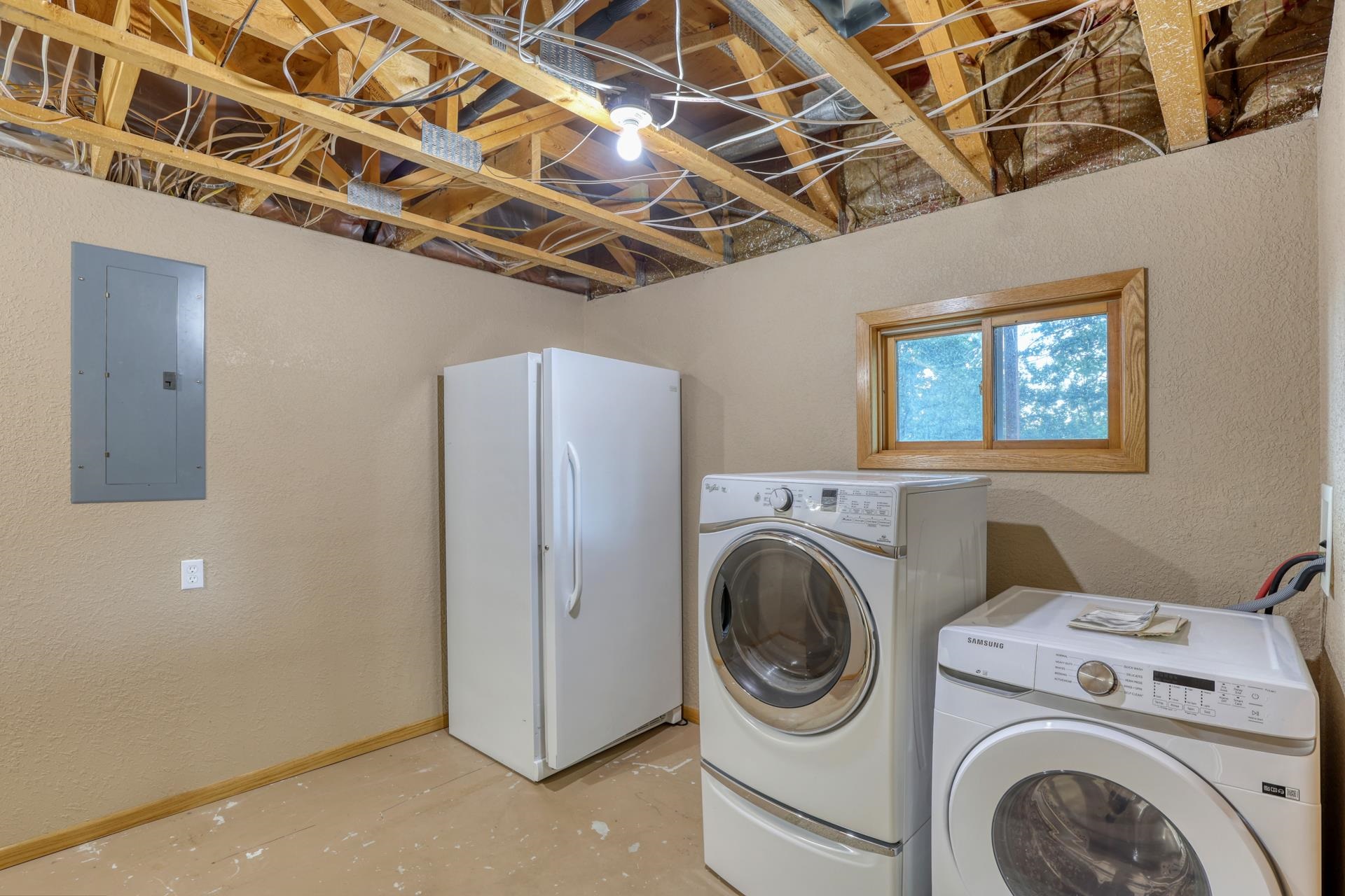 Sturgis, South Dakota 57785, United States, 4 Bedrooms Bedrooms, ,3 BathroomsBathrooms,Residential,Contingent,193991