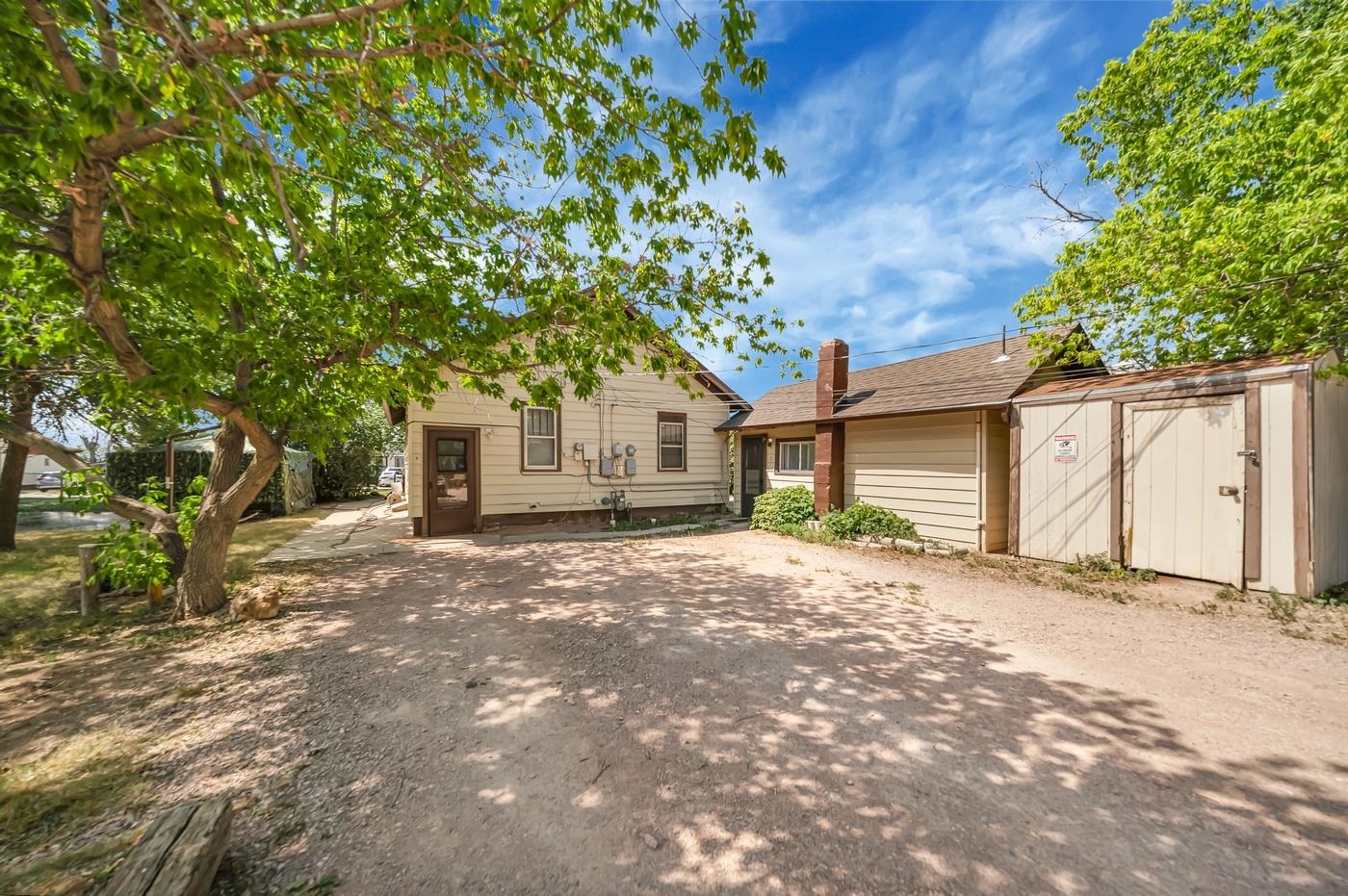 510 E Chicago Street - Photo 2