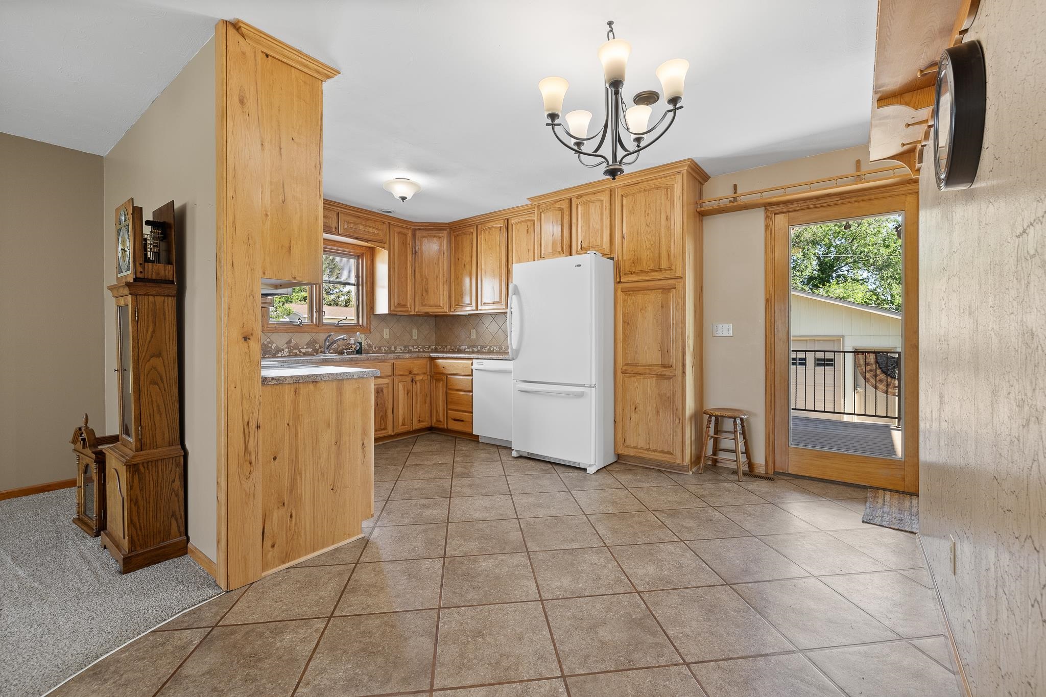 Rapid City, South Dakota 57702, United States, 4 Bedrooms Bedrooms, ,2 BathroomsBathrooms,Residential,Active,155998