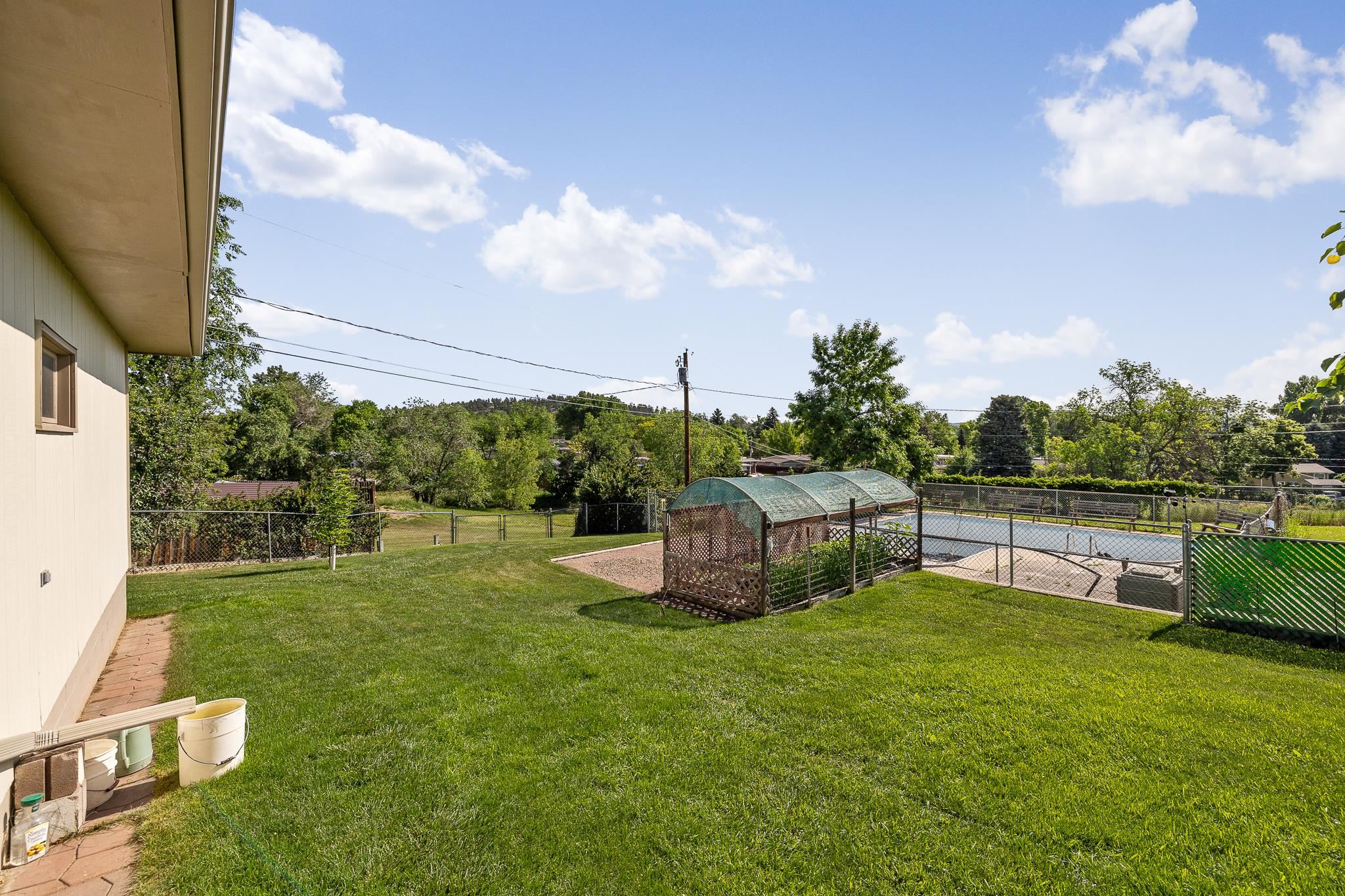 Rapid City, South Dakota 57702, United States, 4 Bedrooms Bedrooms, ,2 BathroomsBathrooms,Residential,Active,155998