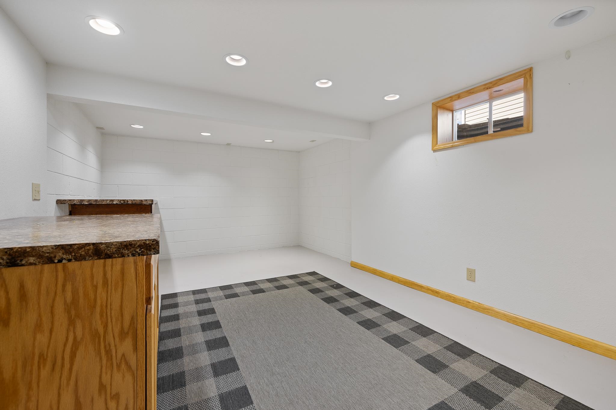 Rapid City, South Dakota 57702, United States, 4 Bedrooms Bedrooms, ,2 BathroomsBathrooms,Residential,Active,155998