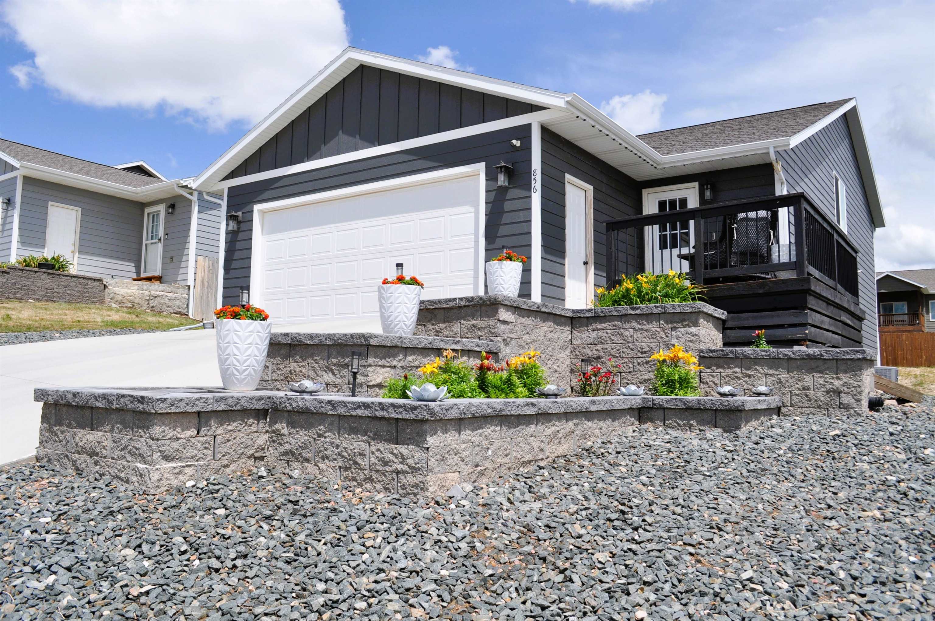 856 Diamond Ridge Boulevard