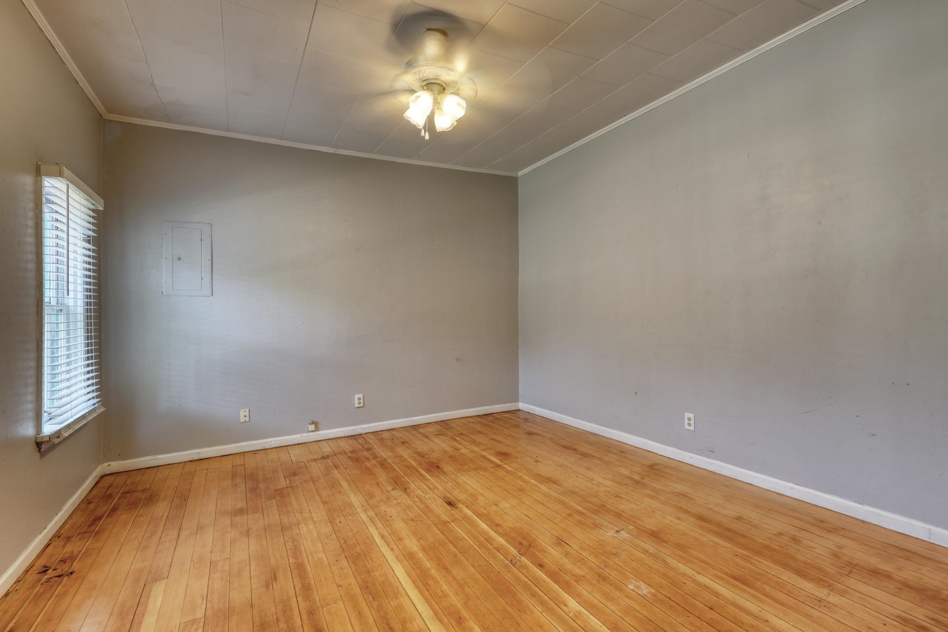 Lead, South Dakota 57754, United States, 3 Bedrooms Bedrooms, ,2 BathroomsBathrooms,Residential,Contingent,229338