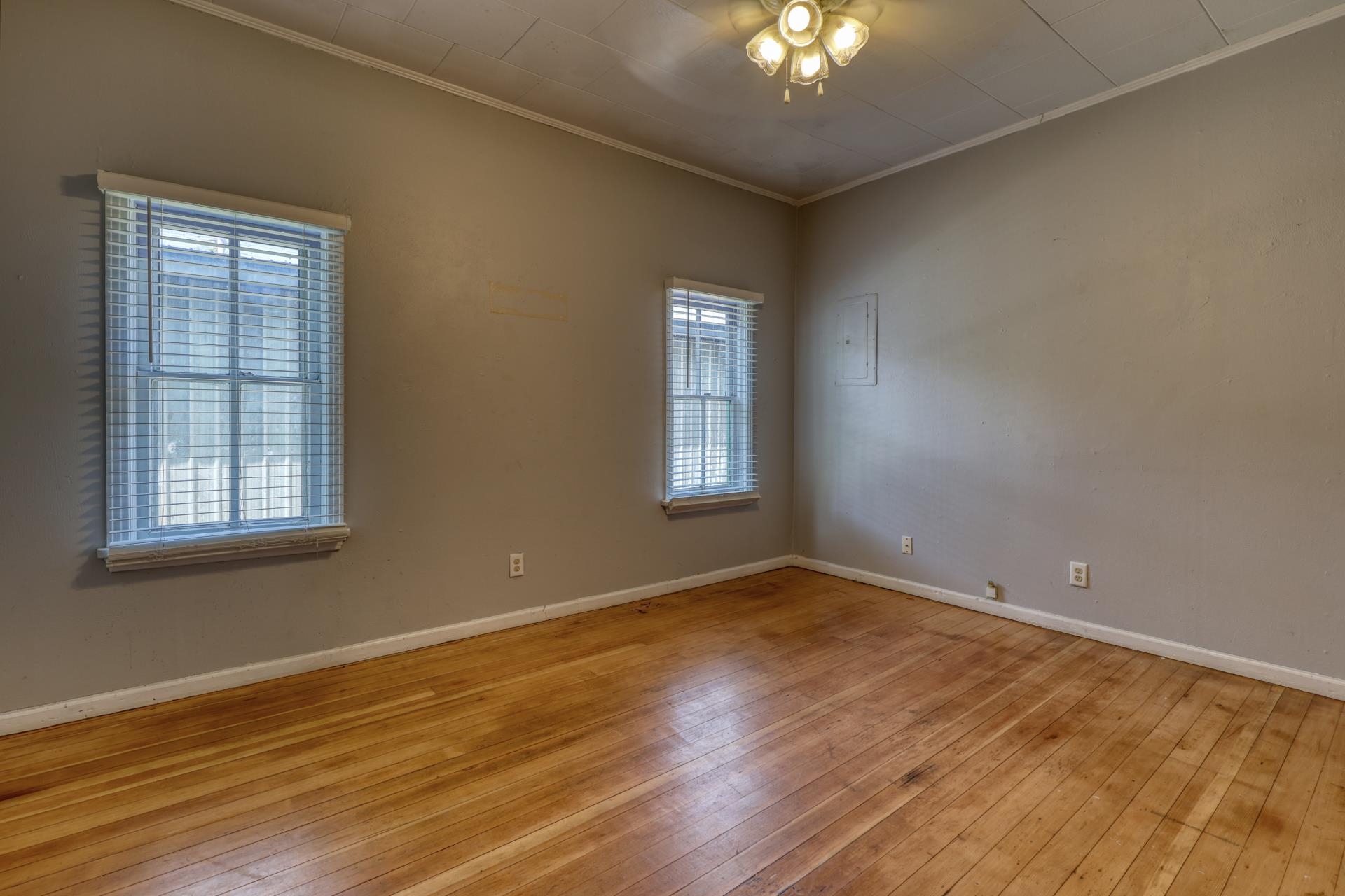 Lead, South Dakota 57754, United States, 3 Bedrooms Bedrooms, ,2 BathroomsBathrooms,Residential,Contingent,229338