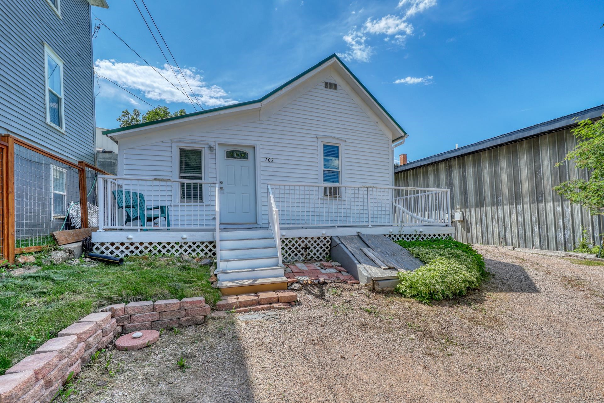 Lead, South Dakota 57754, United States, 3 Bedrooms Bedrooms, ,2 BathroomsBathrooms,Residential,Contingent,229338