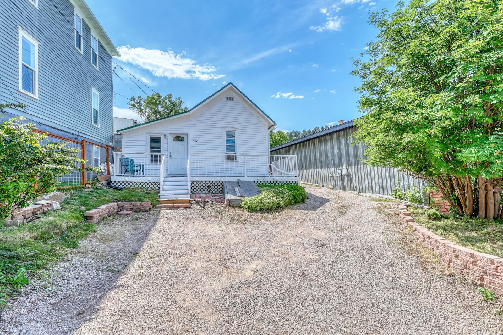 Lead, South Dakota 57754, United States, 3 Bedrooms Bedrooms, ,2 BathroomsBathrooms,Residential,Contingent,229338