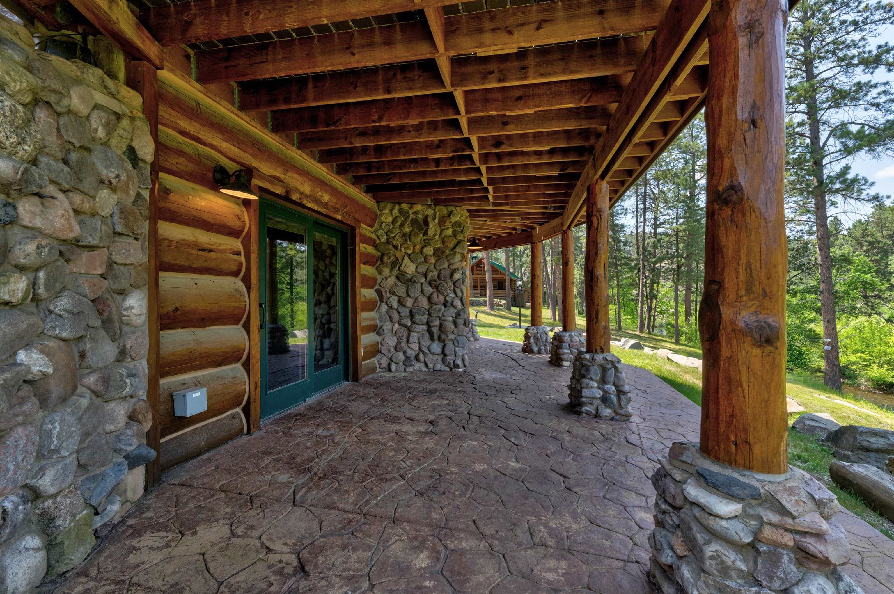 Rapid City, South Dakota 57702, United States, 4 Bedrooms Bedrooms, ,4 BathroomsBathrooms,Residential,Active,223021