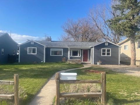 1021 Omaha Street, Belle Fourche, SD 57717 - MLS#: 83914