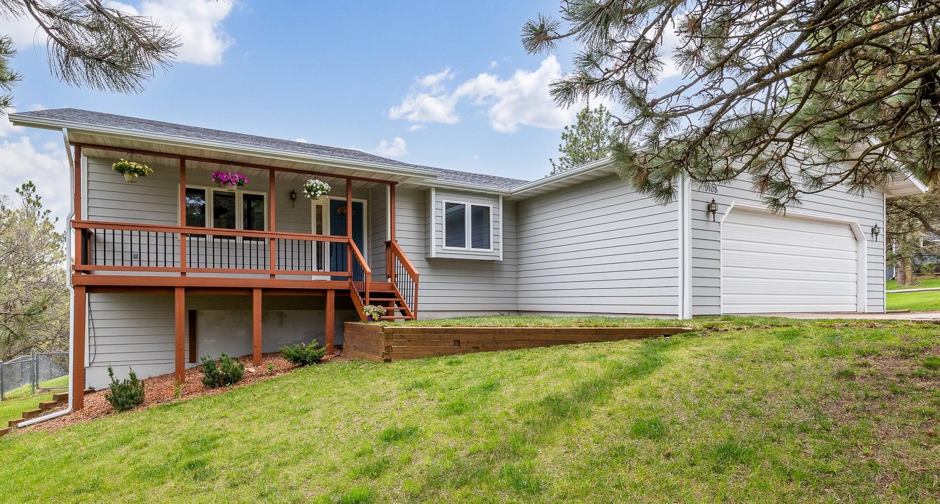 Sturgis, South Dakota 57785, United States, 4 Bedrooms Bedrooms, ,3 BathroomsBathrooms,Residential,Active,125654