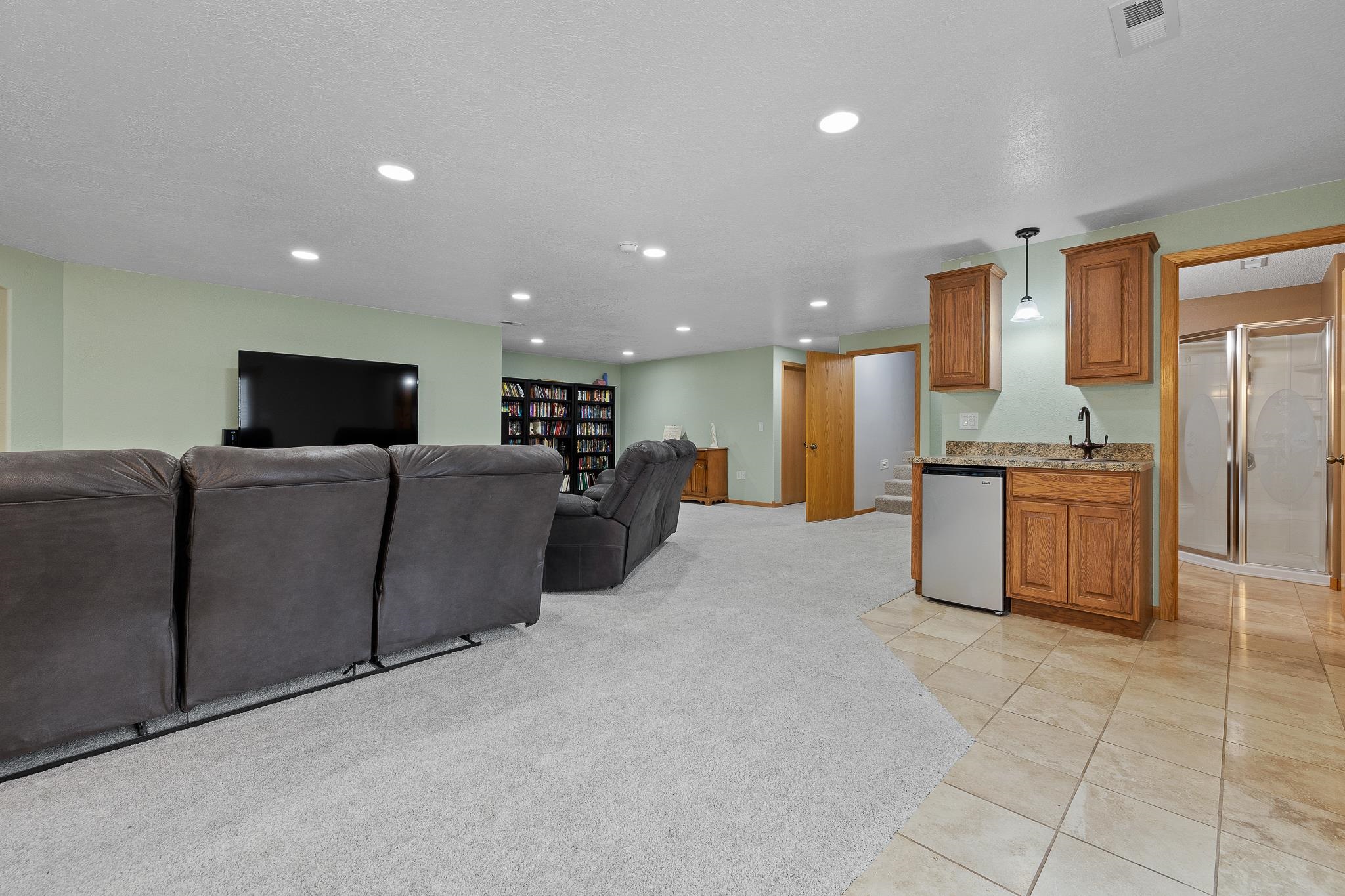 Sturgis, South Dakota 57785, United States, 4 Bedrooms Bedrooms, ,3 BathroomsBathrooms,Residential,Active,125654