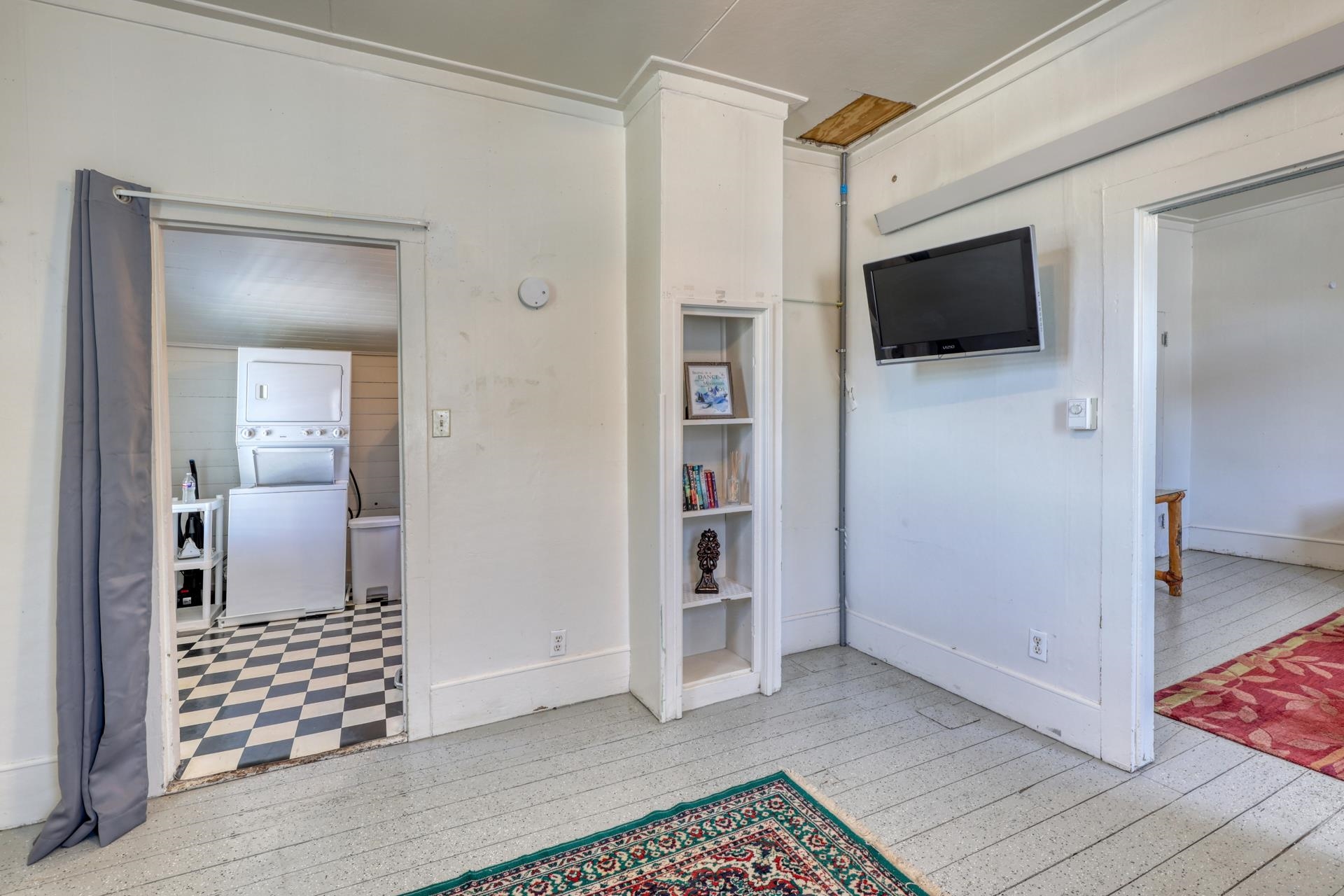 Lead, South Dakota 57754, United States, 3 Bedrooms Bedrooms, ,2 BathroomsBathrooms,Residential,Active,163841