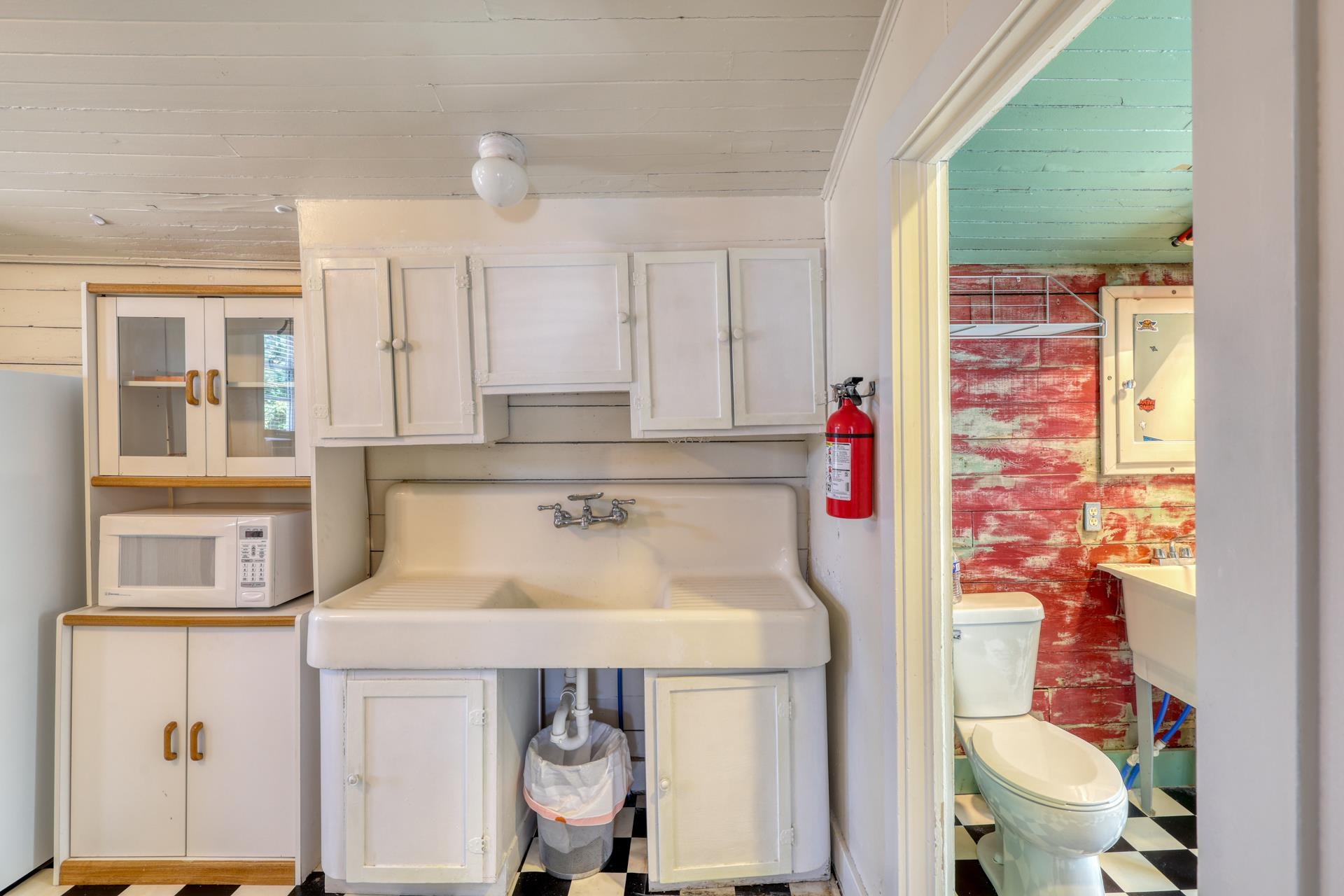 Lead, South Dakota 57754, United States, 3 Bedrooms Bedrooms, ,2 BathroomsBathrooms,Residential,Active,163841