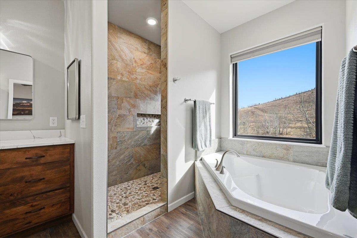 Sturgis, South Dakota, 57785, United States, 4 Bedrooms Bedrooms, ,3 BathroomsBathrooms,Residential,Active,2034261