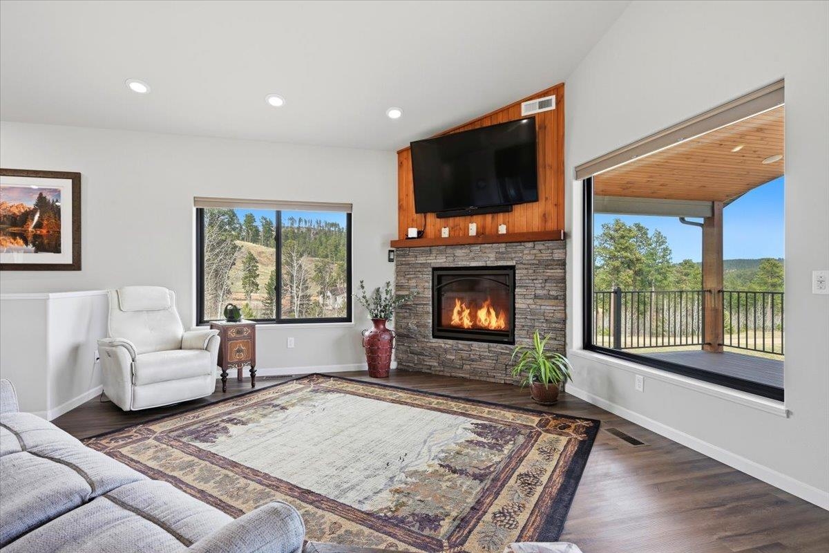 Sturgis, South Dakota, 57785, United States, 4 Bedrooms Bedrooms, ,3 BathroomsBathrooms,Residential,Active,2034261