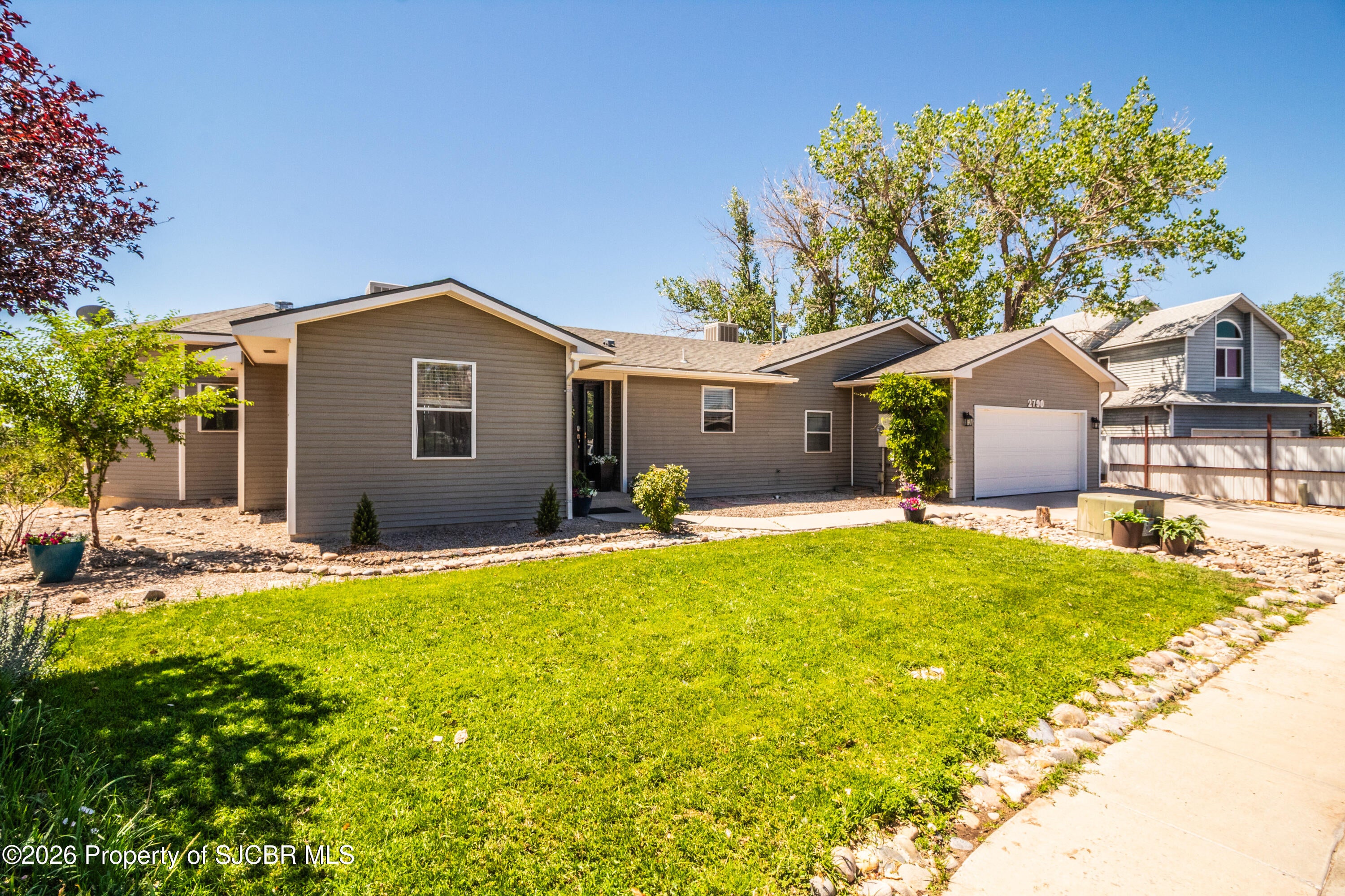 Photo 1 of 94 — 2700 EASTRIDGE Court, Farmington, NM 87401