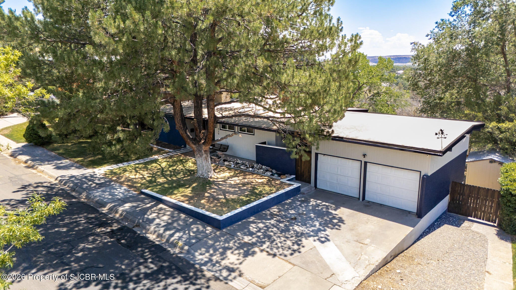 625 RIDGE LEA Court - Photo 3