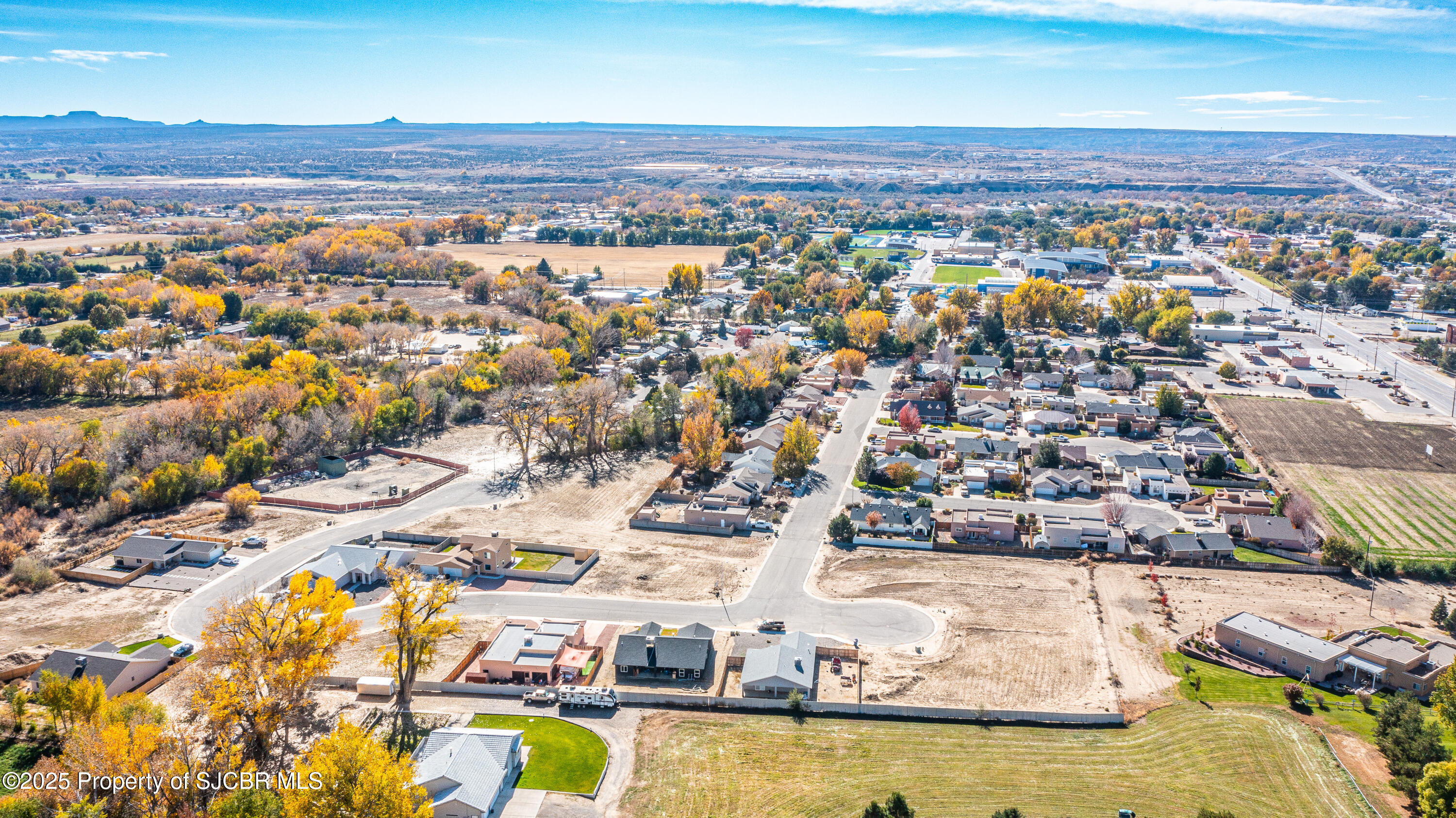 Photo 1 of 8 — 1035 VALLEY VIEW Drive, Bloomfield, NM 87413